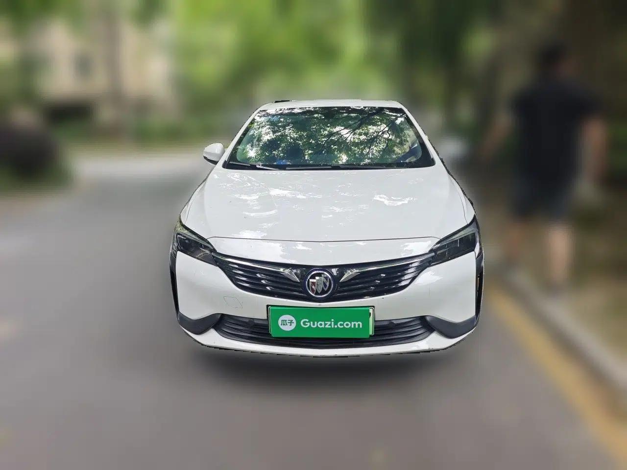 Buick Velite 6 2020 Plug-in Hybrid Connected Fashion Model — миниатюра 2