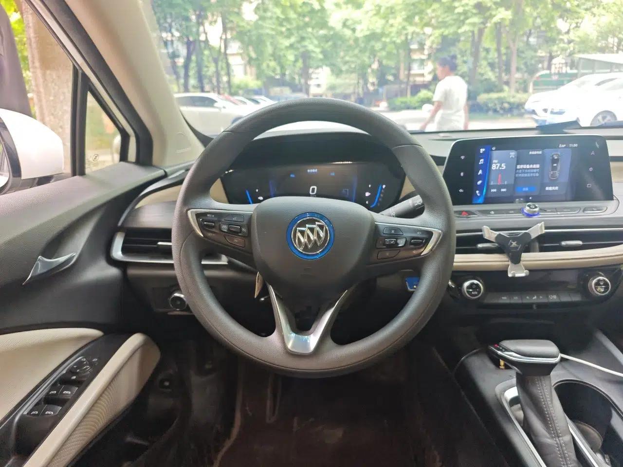 Buick Velite 6 2020 Plug-in Hybrid Connected Fashion Model — миниатюра 11