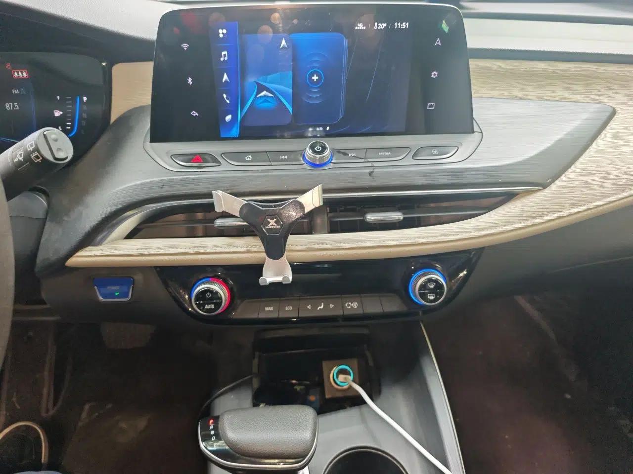 Buick Velite 6 2020 Plug-in Hybrid Connected Fashion Model — миниатюра 14