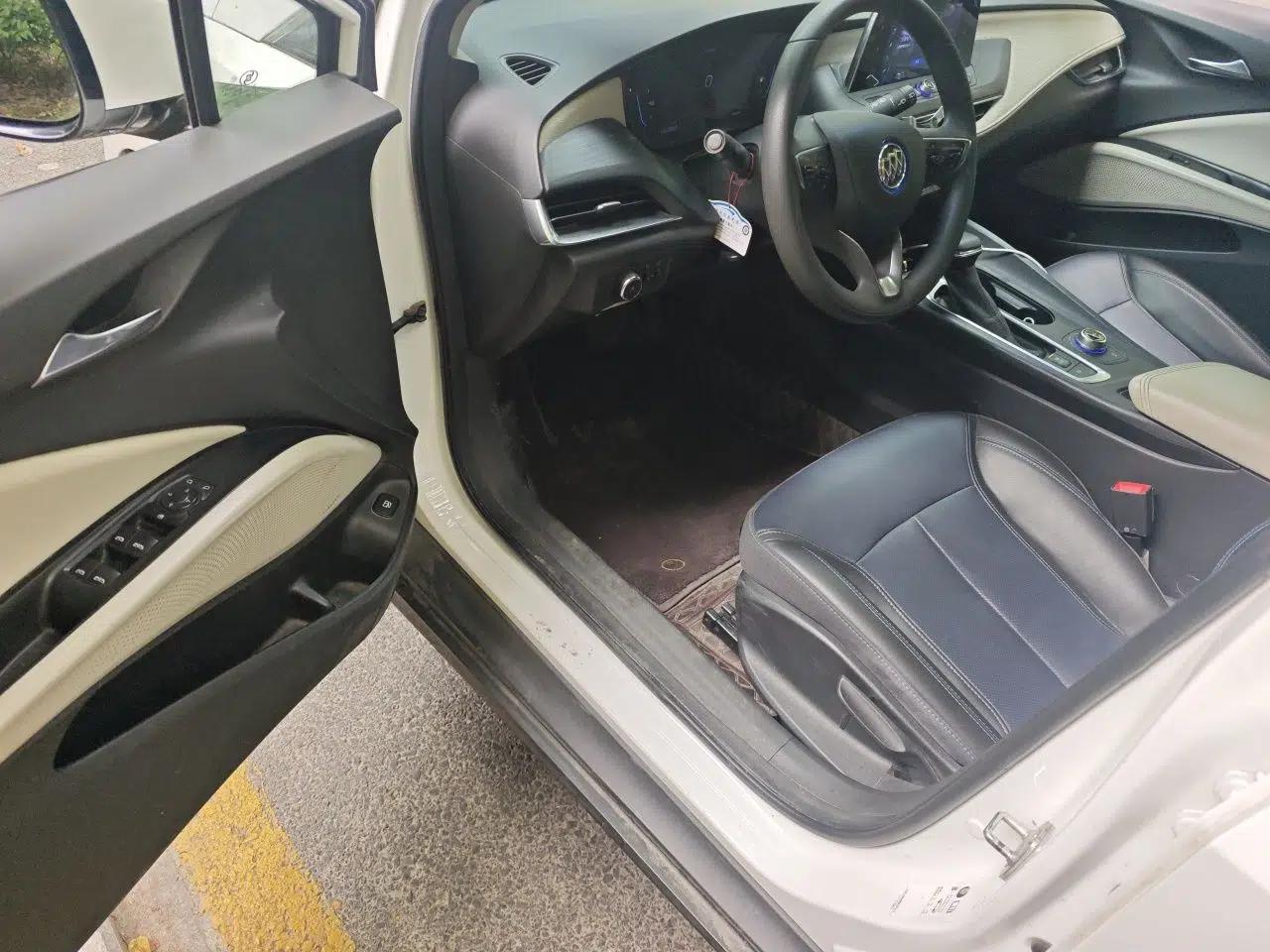 Buick Velite 6 2020 Plug-in Hybrid Connected Fashion Model — миниатюра 17