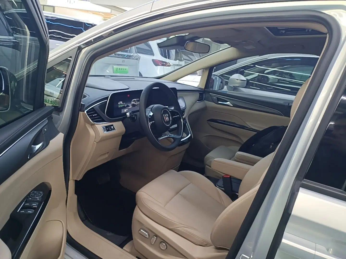 Buick GL8 New Energy 2025 Lu Shang Luxury Edition 7-Seater — миниатюра 18
