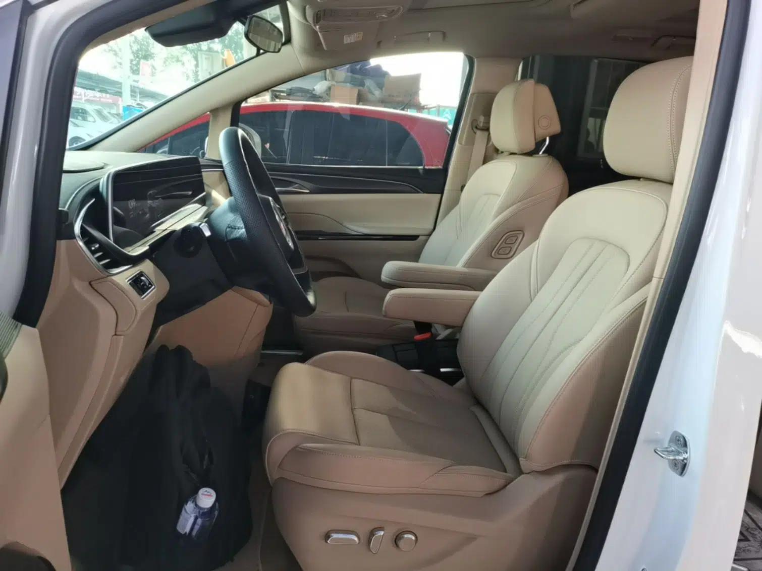 Buick GL8 New Energy 2025 Lu Shang Luxury Edition 7-Seater — миниатюра 18