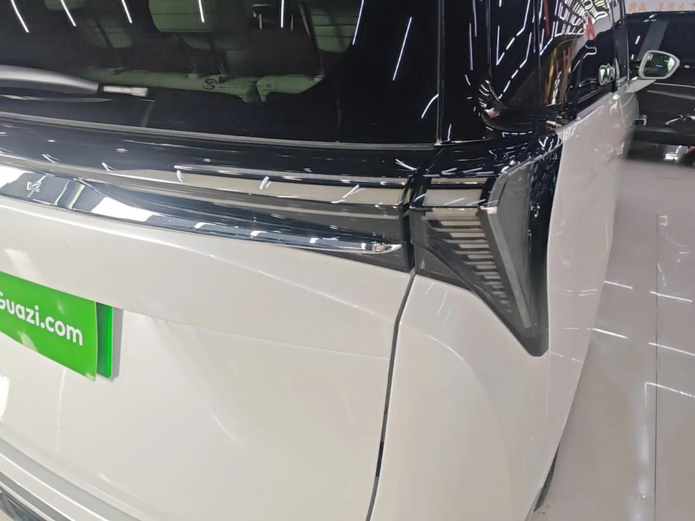 Buick GL8 New Energy 2024 Lu Zun Smart Edition 7-Seater — миниатюра 8