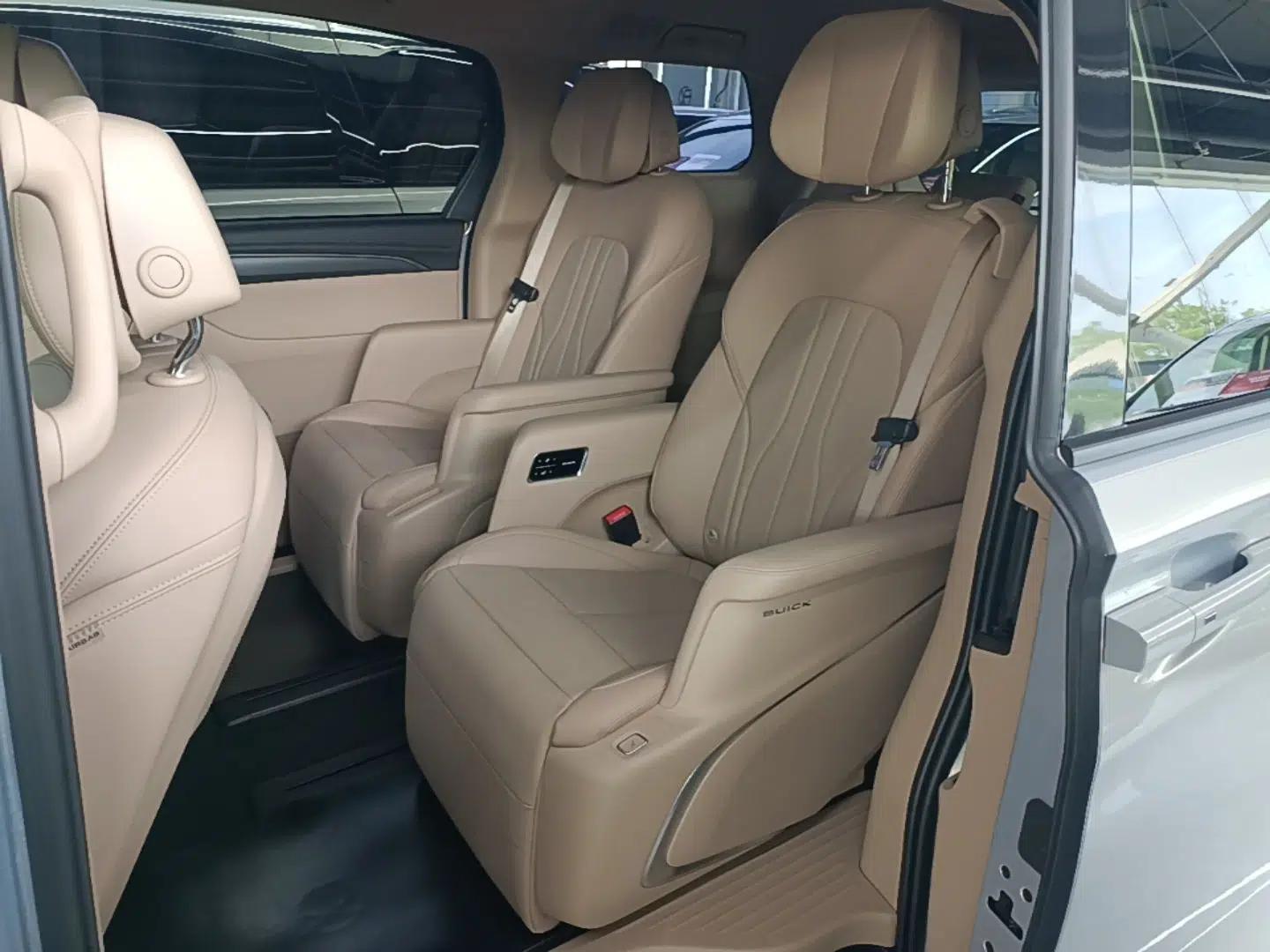 Buick GL8 New Energy 2025 Lu Shang Luxury Edition 7-Seater — миниатюра 20
