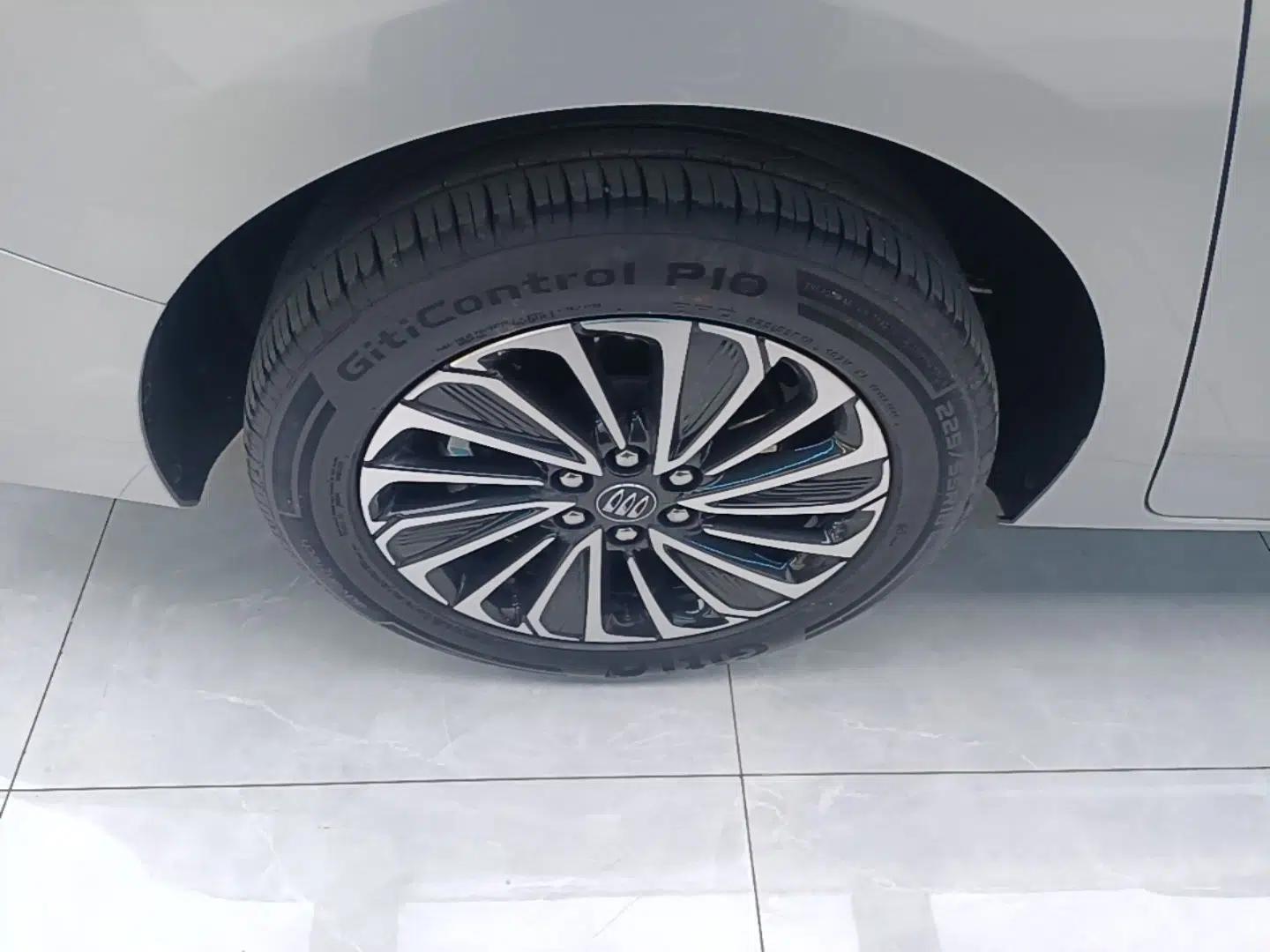 Buick GL8 New Energy 2025 Lu Shang Luxury Edition 7-Seater — миниатюра 10