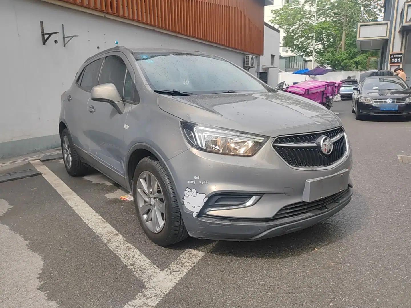 Buick Encore 2017 18T Automatic Two-Wheel Drive Urban Fashion Model — миниатюра 3