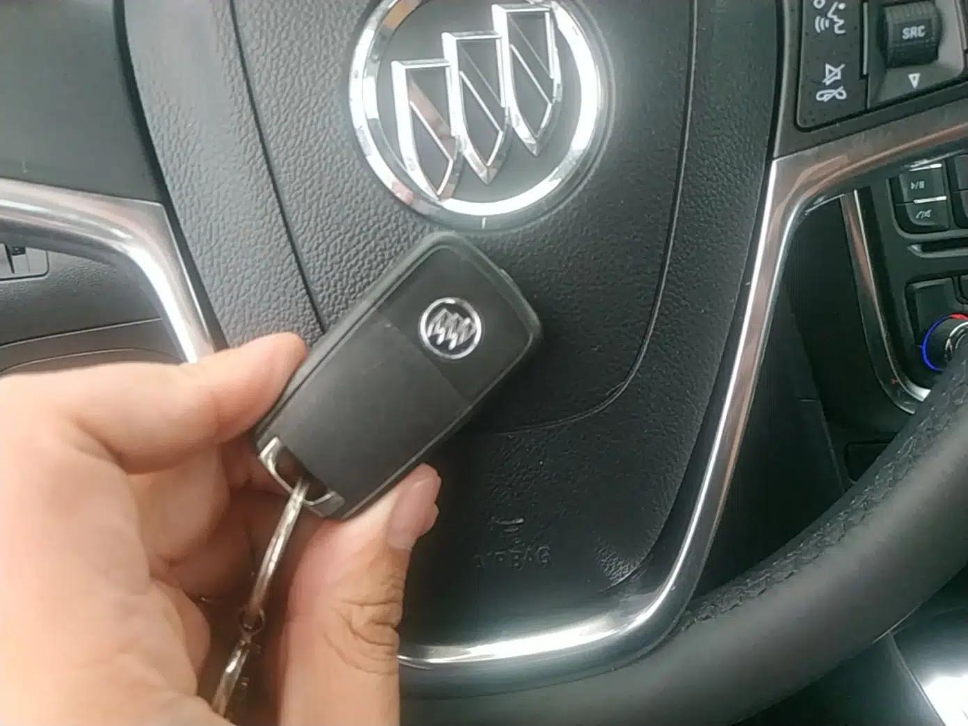 Buick Encore 2015 1.4T Automatic Two-Wheel Drive Urban Leading Model — миниатюра 12
