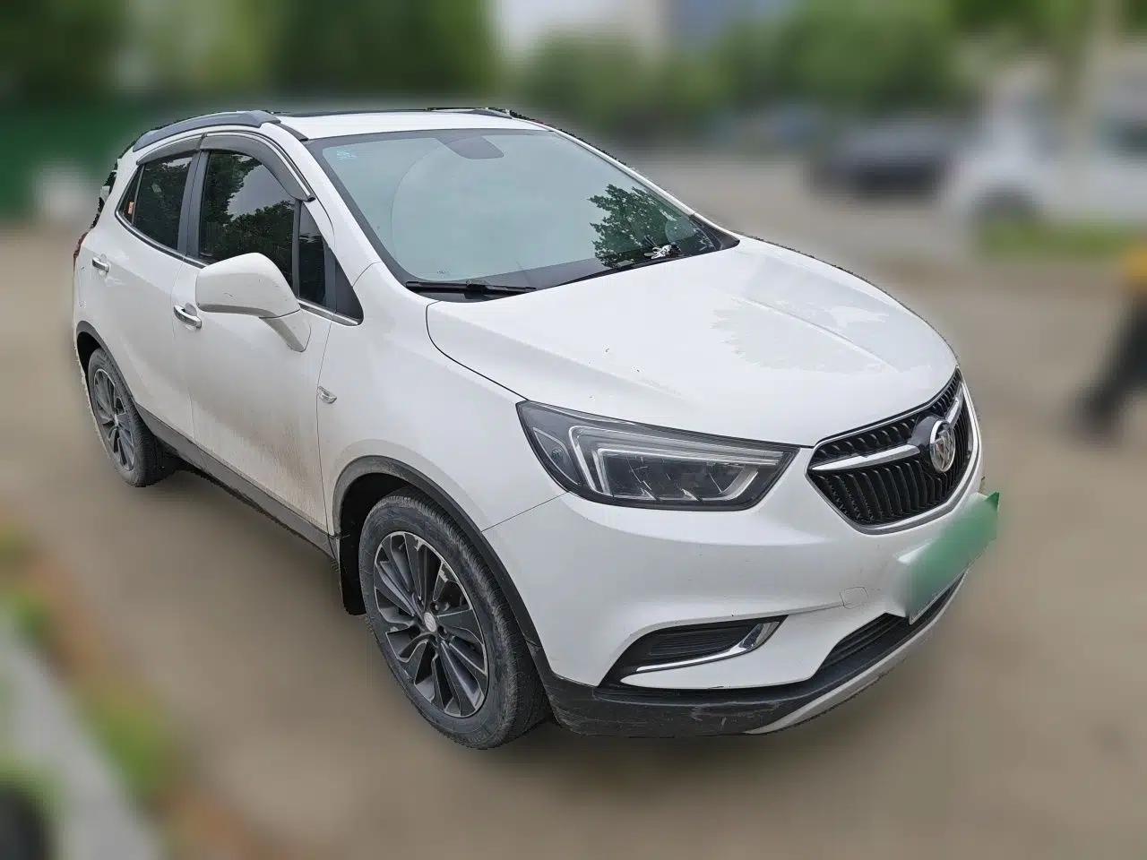 Buick Encore 2017 18T Automatic Two-Wheel Drive Urban Elite Model — миниатюра 3