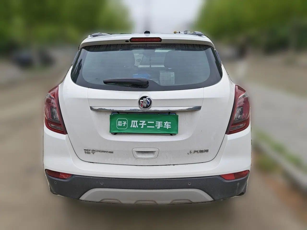 Buick Encore 2017 18T Automatic Two-Wheel Drive Urban Elite Model — миниатюра 5