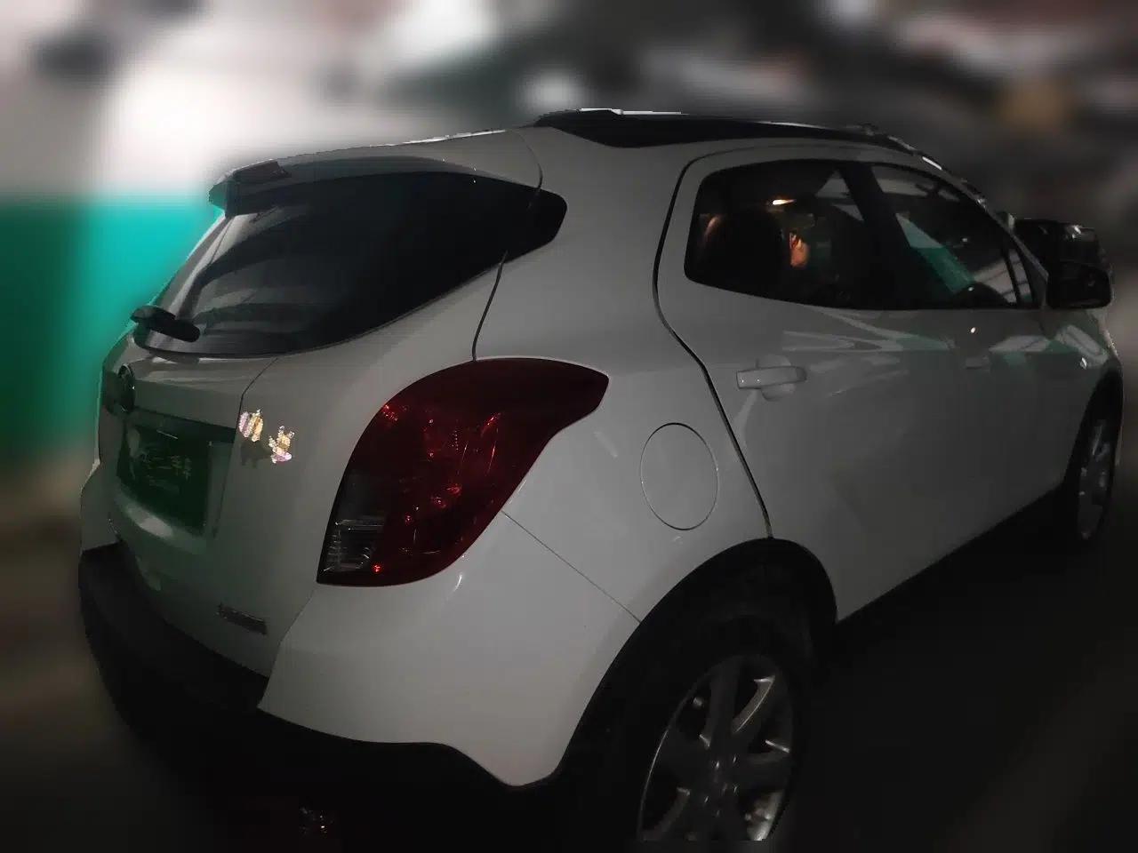 Buick Encore 2015 1.4T Automatic Two-Wheel Drive Urban Elite Version — миниатюра 6