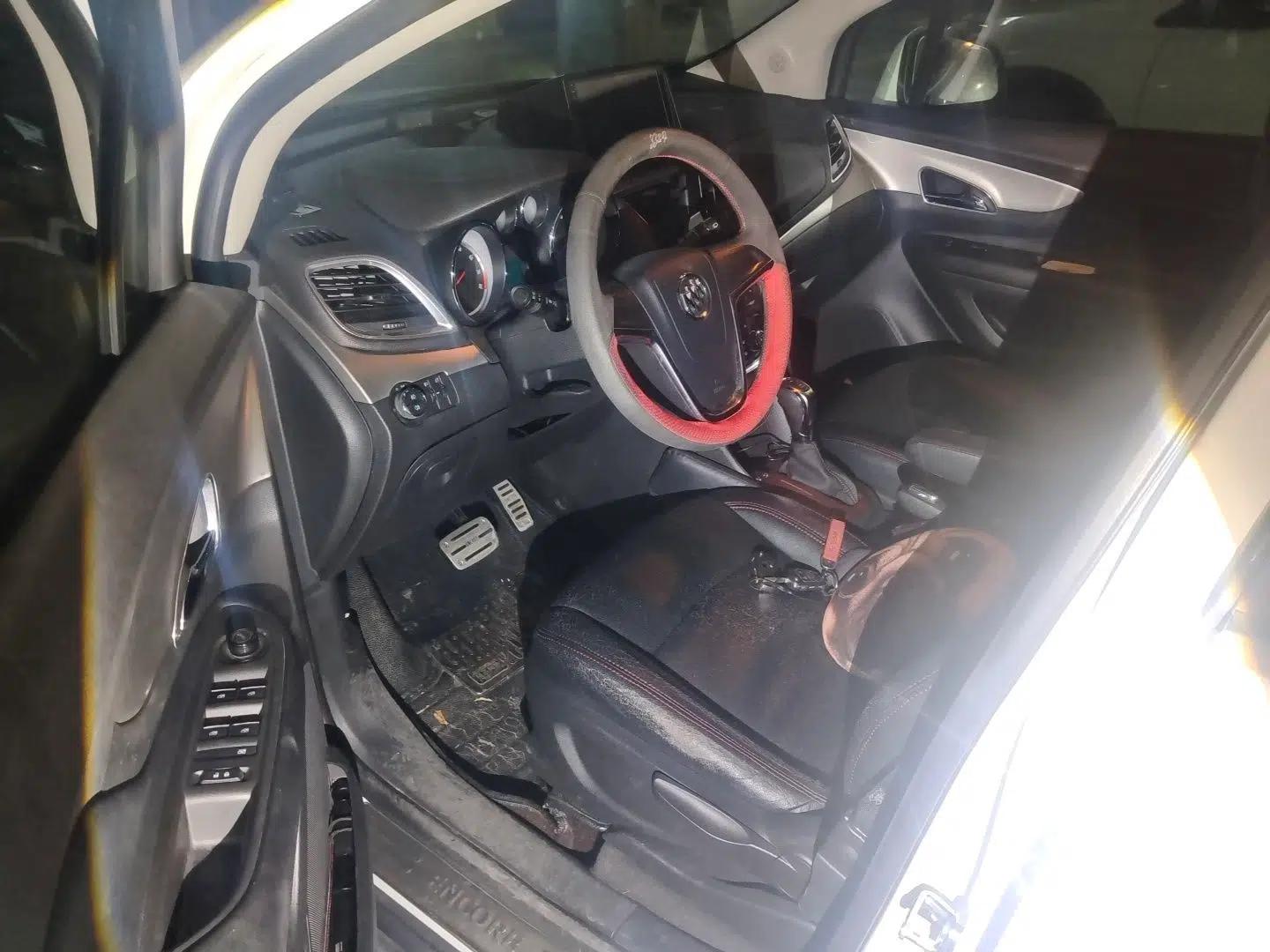 Buick Encore 2014 1.4T Automatic Two-Wheel Drive Urban Elite Model — миниатюра 17