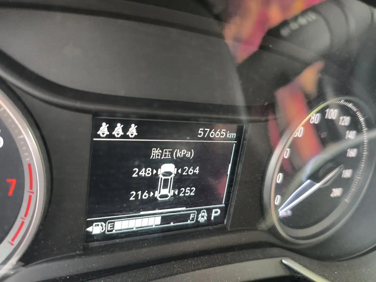 Buick Encore 2020 20T CVT Elite Edition — миниатюра 13