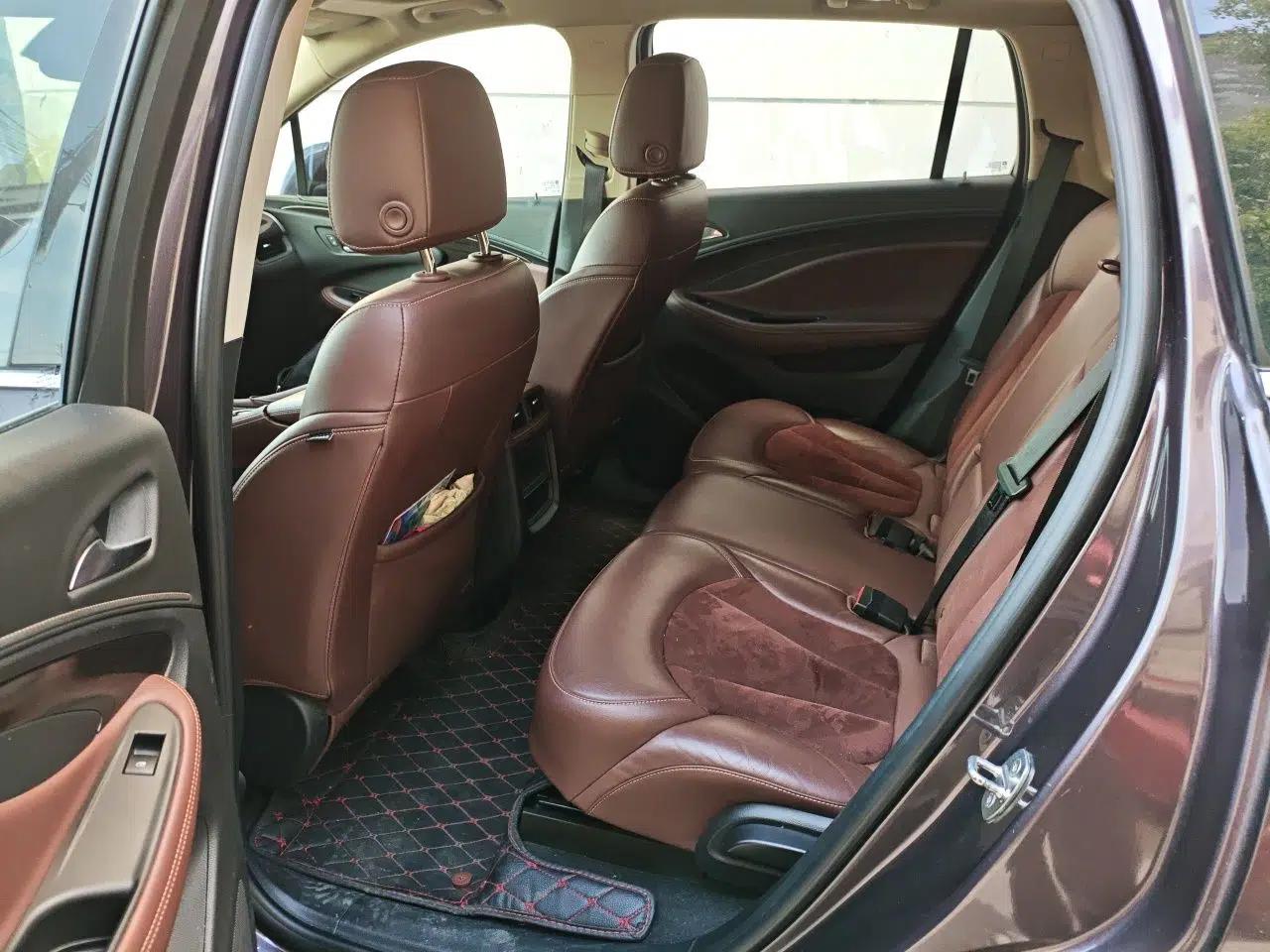 Buick Envision 2017 28T Four-Wheel Drive Elite Model — миниатюра 18