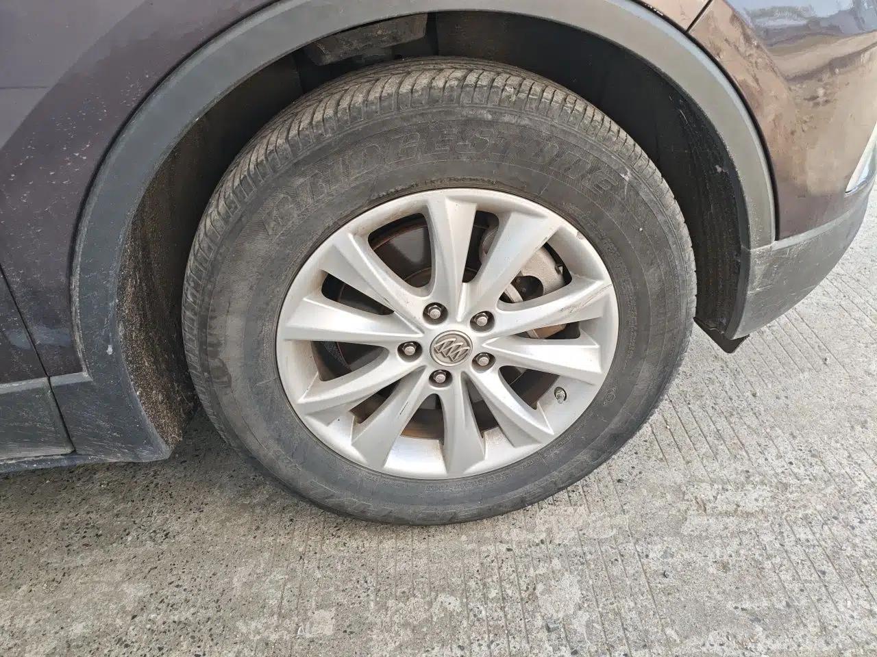 Buick Envision 2017 28T Four-Wheel Drive Elite Model — миниатюра 8