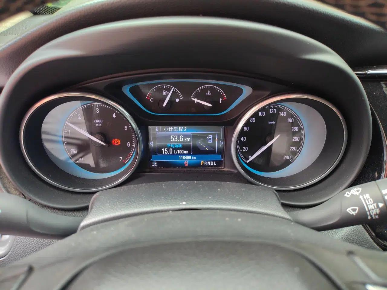 Buick Envision 2017 28T Four-Wheel Drive Elite Model — миниатюра 12
