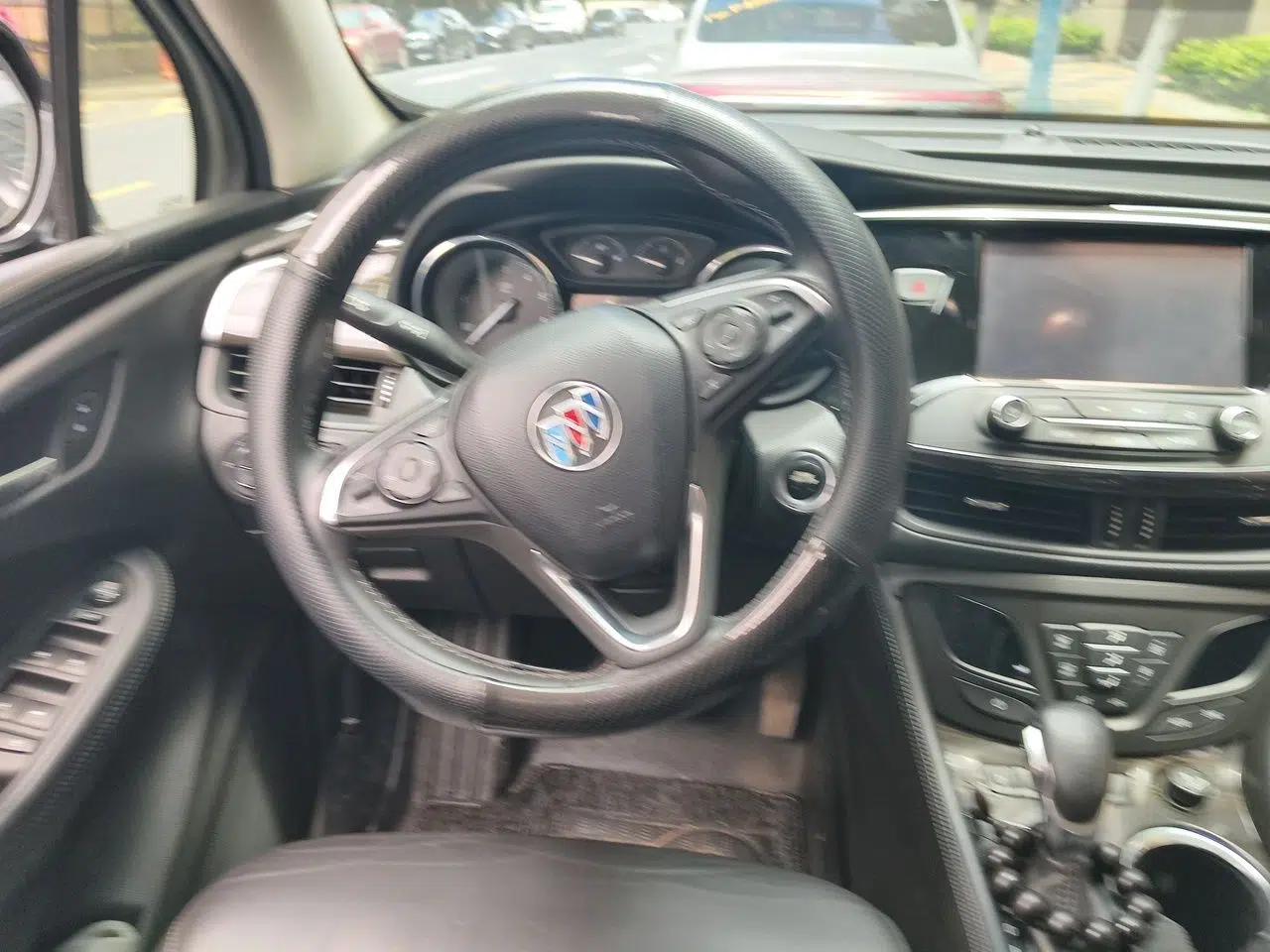 Buick Envision 2018 20T Two-Wheel-Drive Elite Model — миниатюра 11