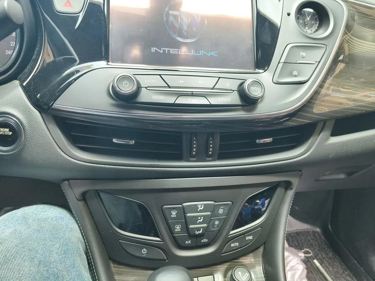 Buick Envision 2018 20T Two-Wheel-Drive Elite Model — миниатюра 14
