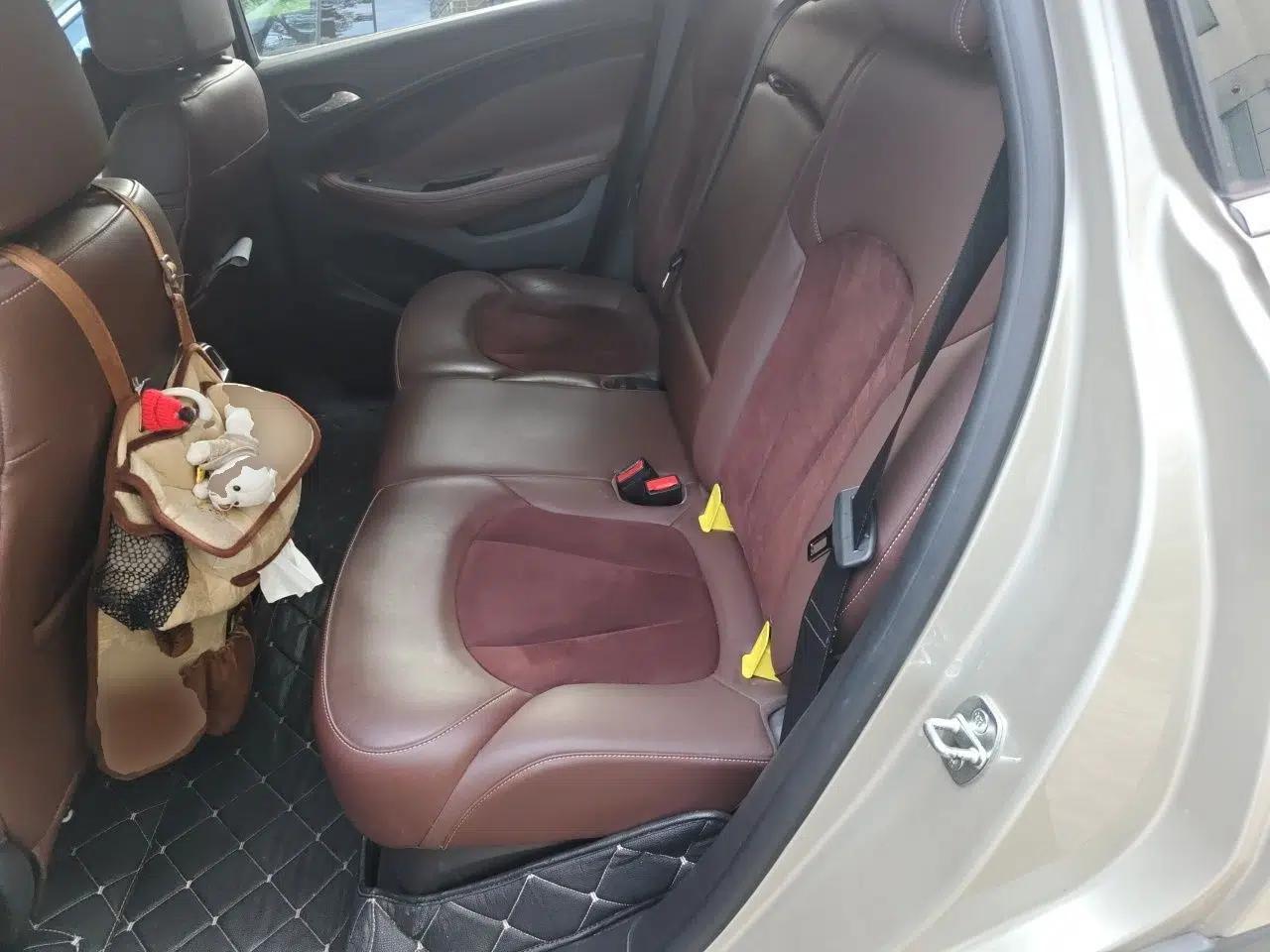 Buick Envision 2016 20T Two-Wheel-Drive Elite Model — миниатюра 14
