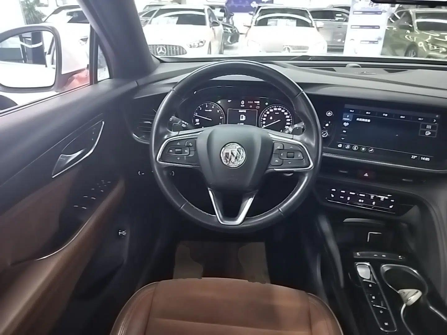 Buick Envision 2020 Encore S 652T Two-Wheel Drive Luxury Model — миниатюра 14