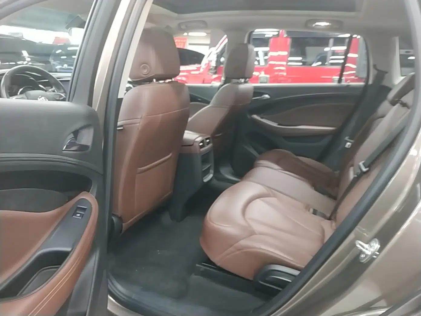 Buick Envision 2019 28T Four-Wheel Drive Elite Version China VI Standard — миниатюра 20