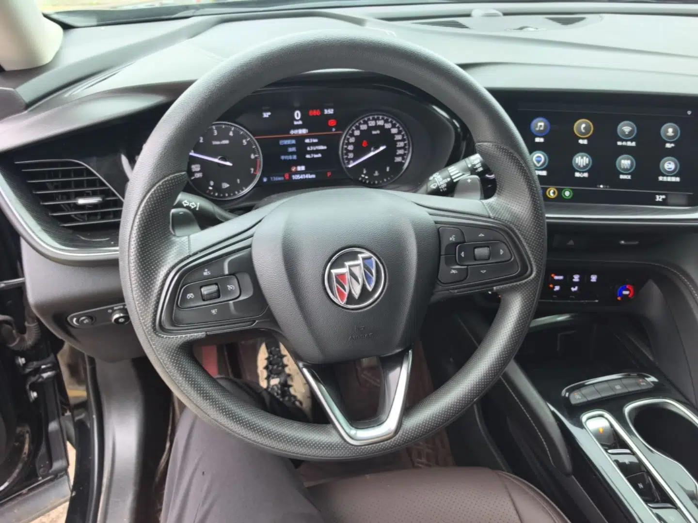 Buick Envision 2022 Encore S 552T Two-Wheel Drive Elite Model — миниатюра 14