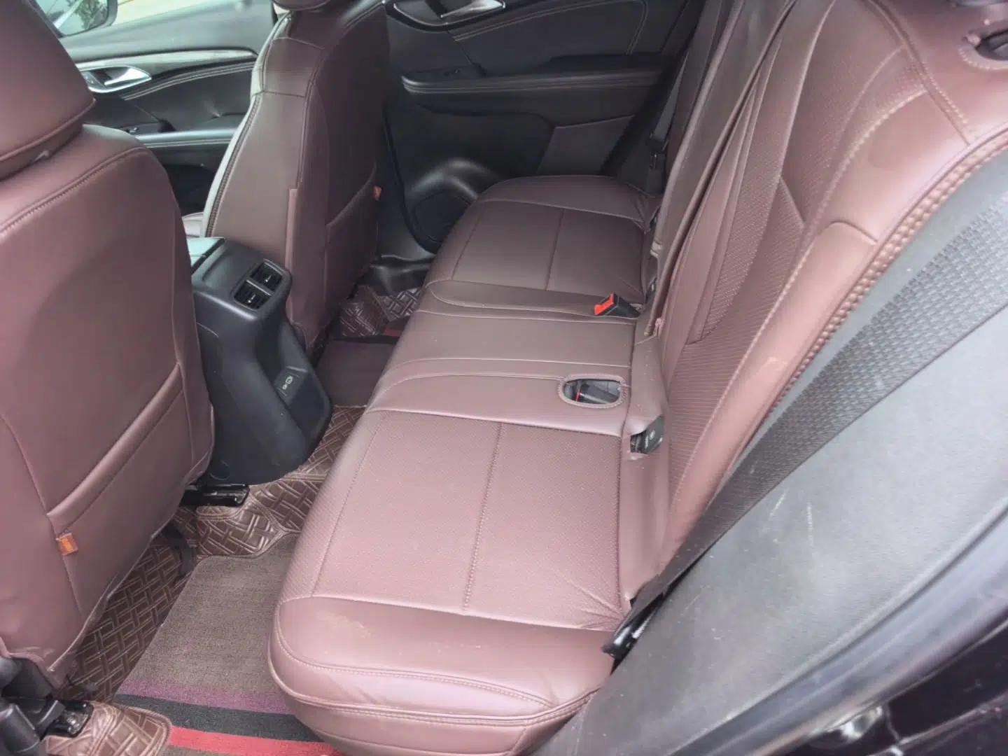 Buick Envision 2022 Encore S 552T Two-Wheel Drive Elite Model — миниатюра 20