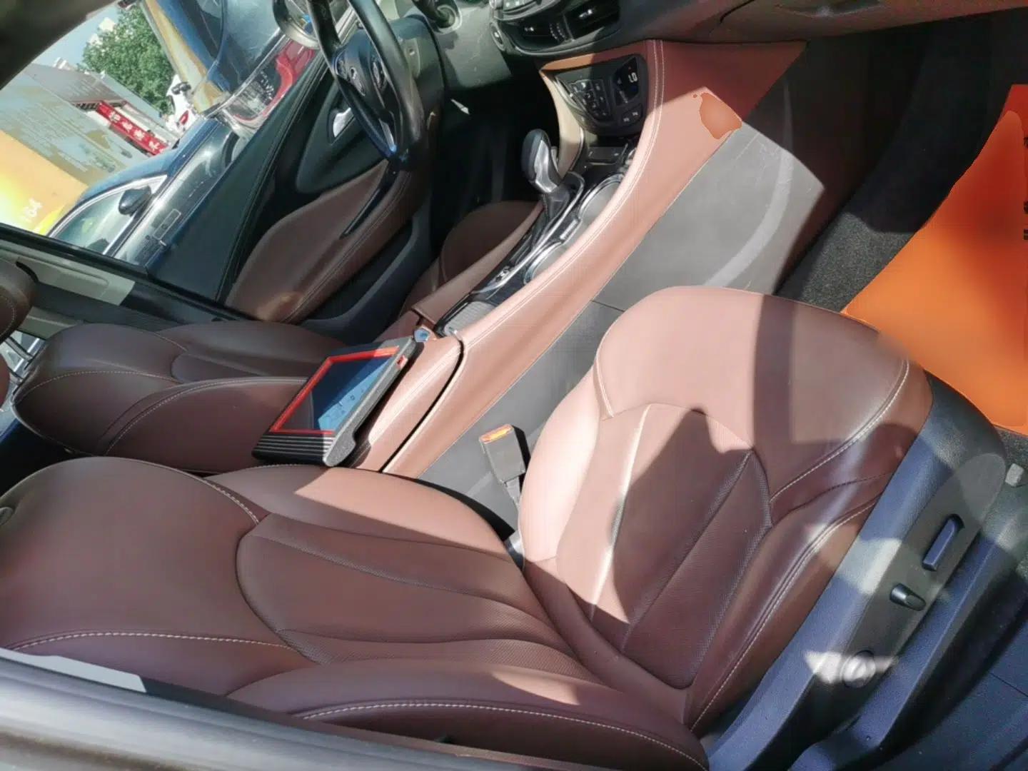 Buick Envision 2019 28T 4x4 Luxury Model China VI Standard — миниатюра 23