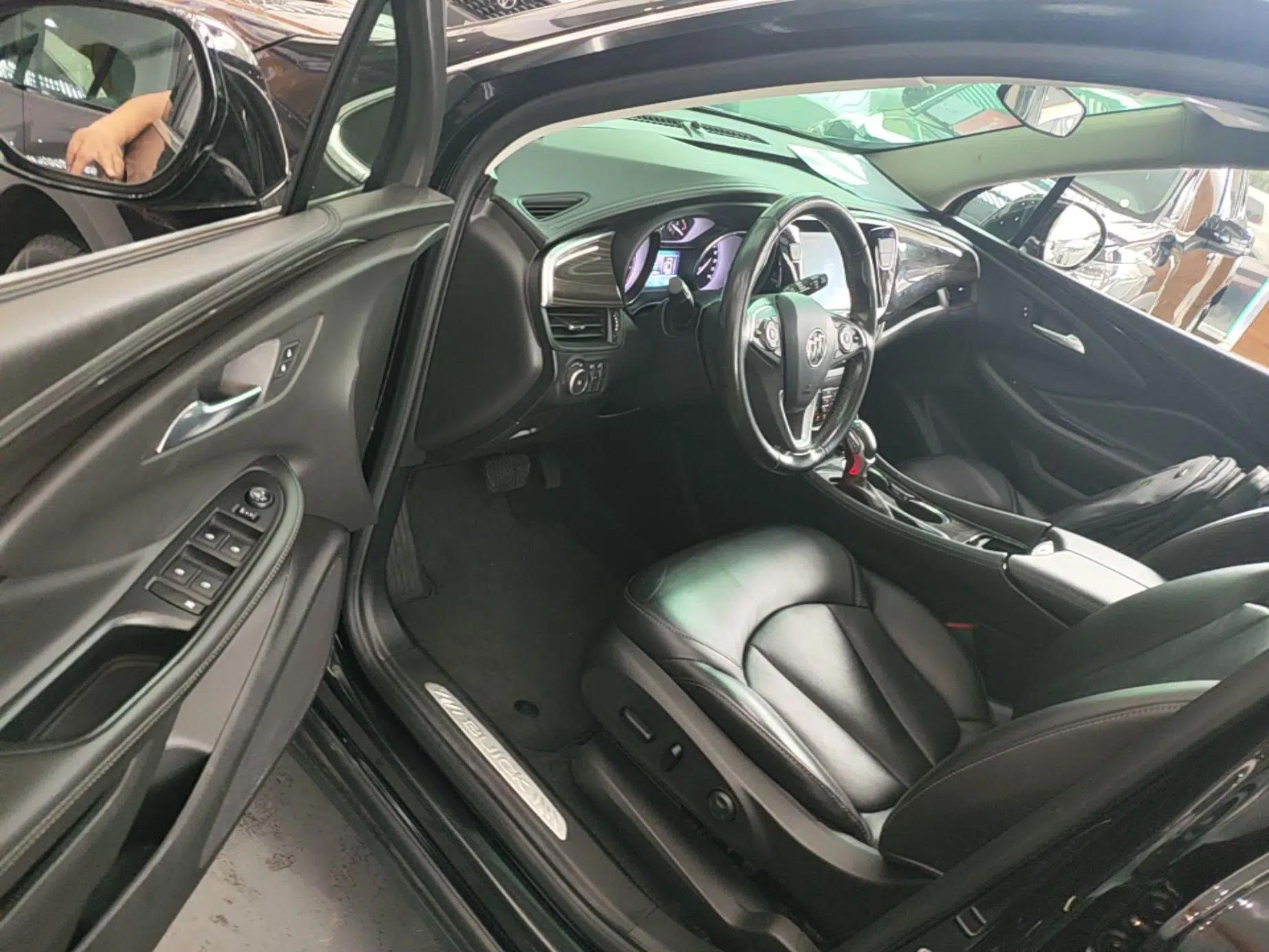 Buick Envision 2020 20T Two-Wheel Drive Elite Version — миниатюра 19