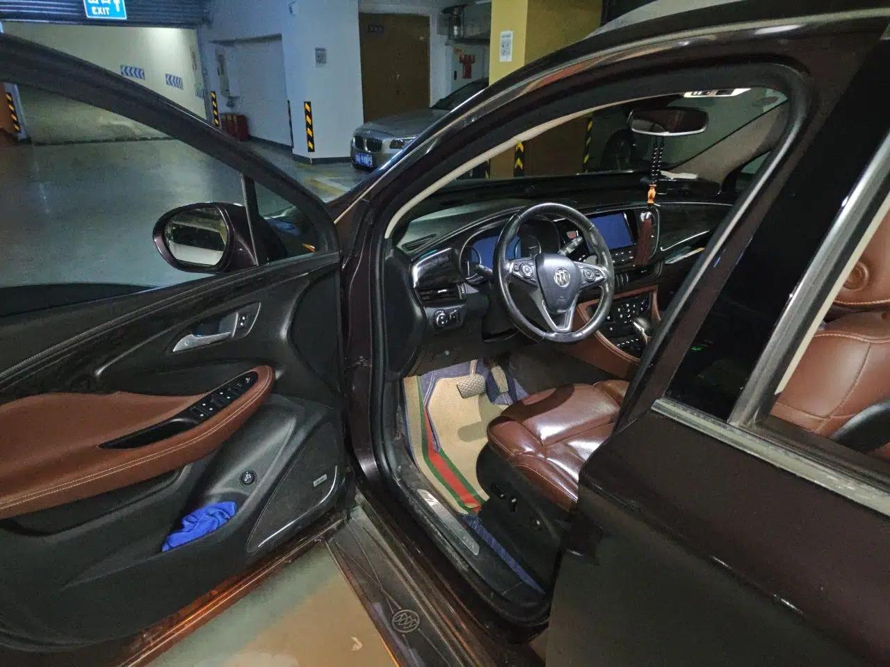 Buick Envision 2014 28T All-Wheel-Drive Versatile Sports Flagship Edition — миниатюра 17