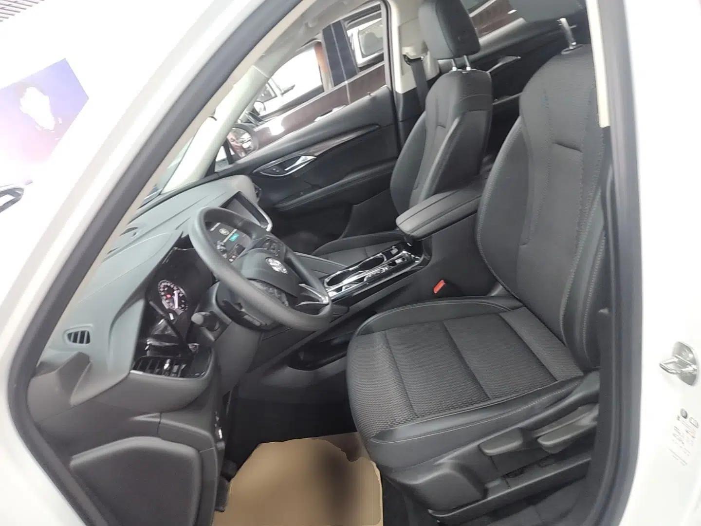 Buick Envision 2022 Encore S 552T Two-Wheel Drive Elite Model — миниатюра 18