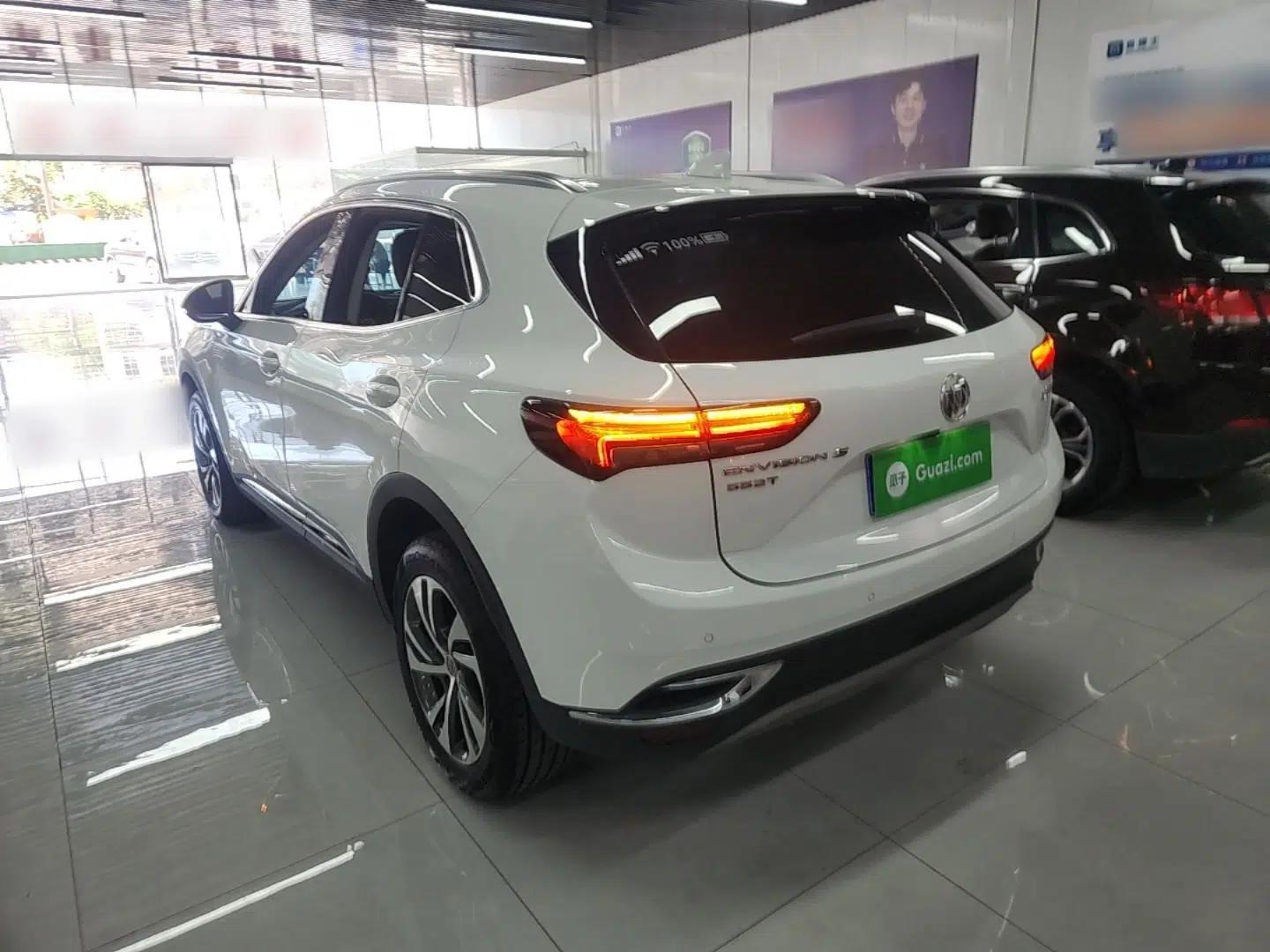 Buick Envision 2022 Encore S 552T Two-Wheel Drive Elite Model — миниатюра 4