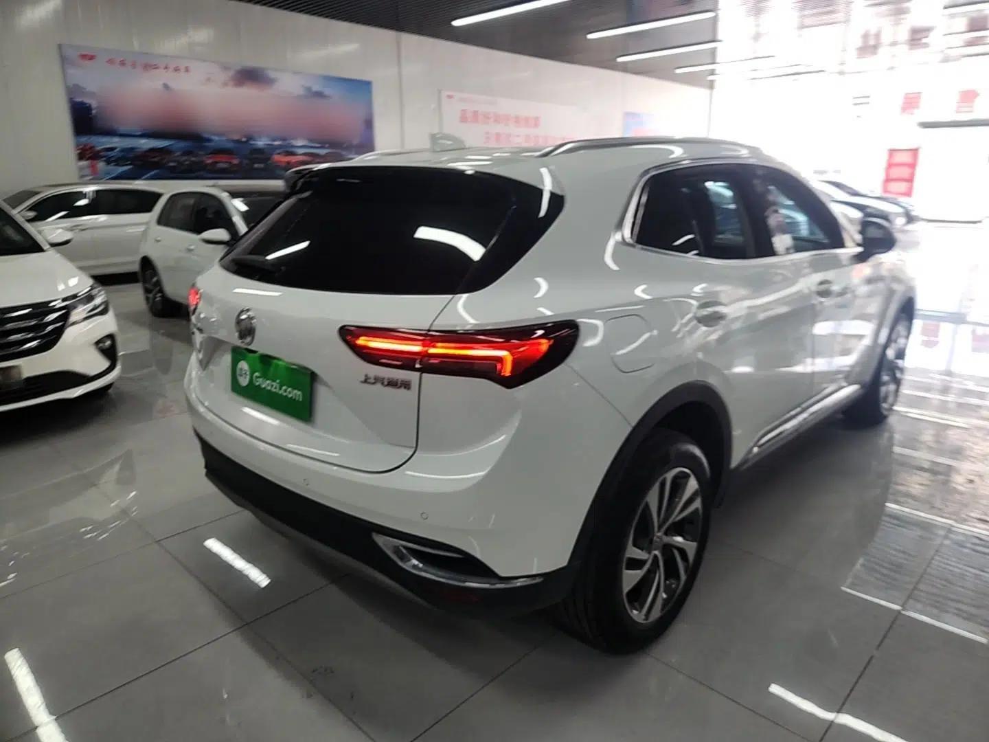 Buick Envision 2022 Encore S 552T Two-Wheel Drive Elite Model — миниатюра 6