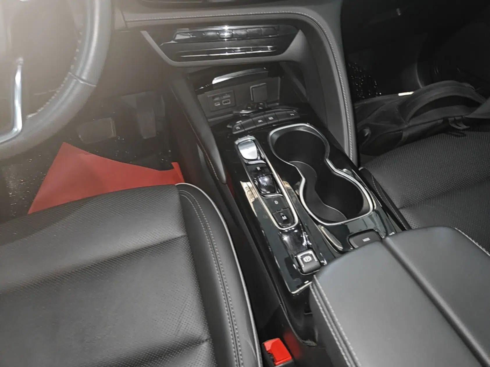 Buick Envision 2023 Encore Plus 652T Five-Seat Luxury Model — миниатюра 16