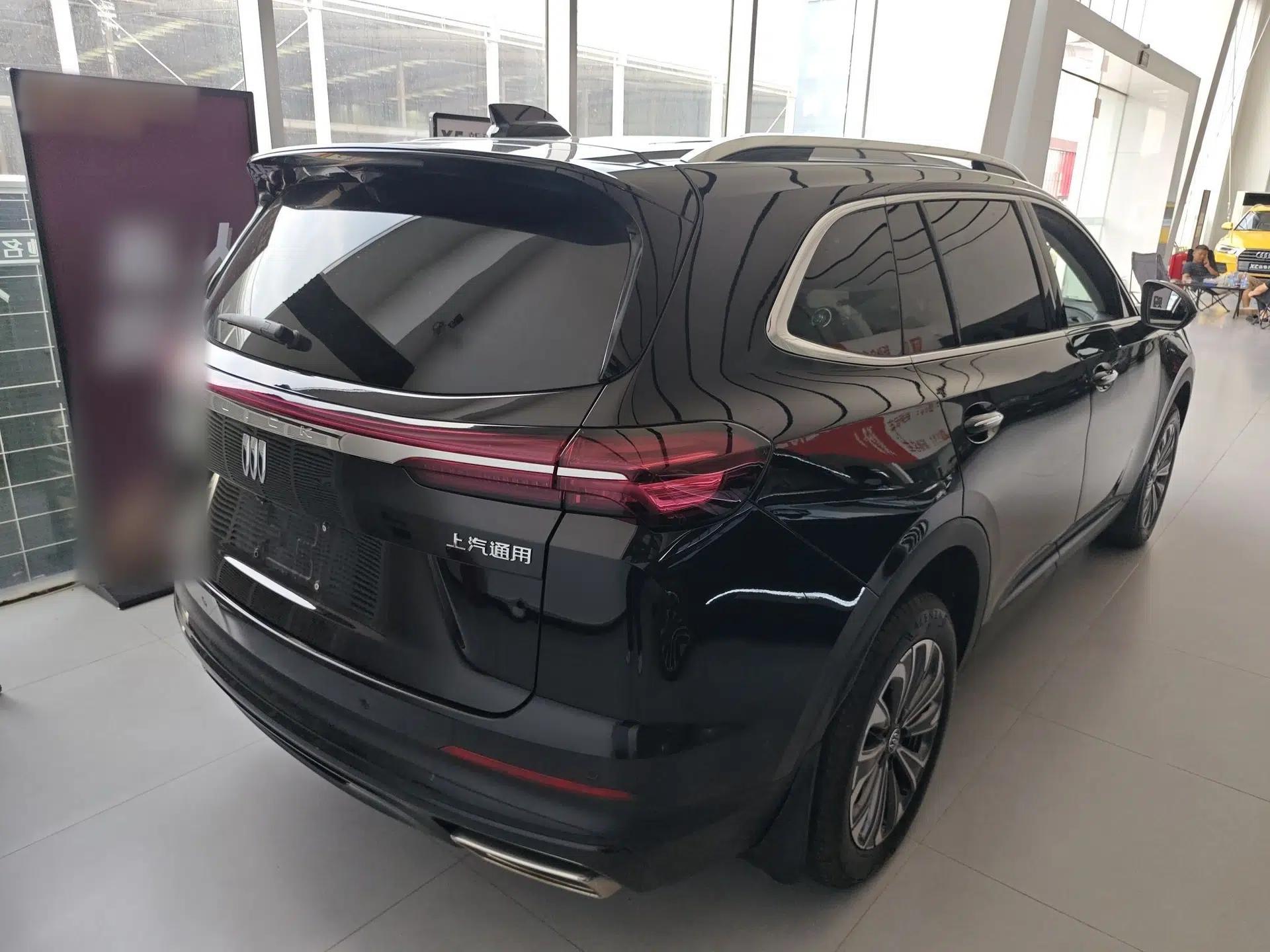 Buick Envision 2025 Encore Plus 28T All-Wheel-Drive Platinum Edition — миниатюра 5