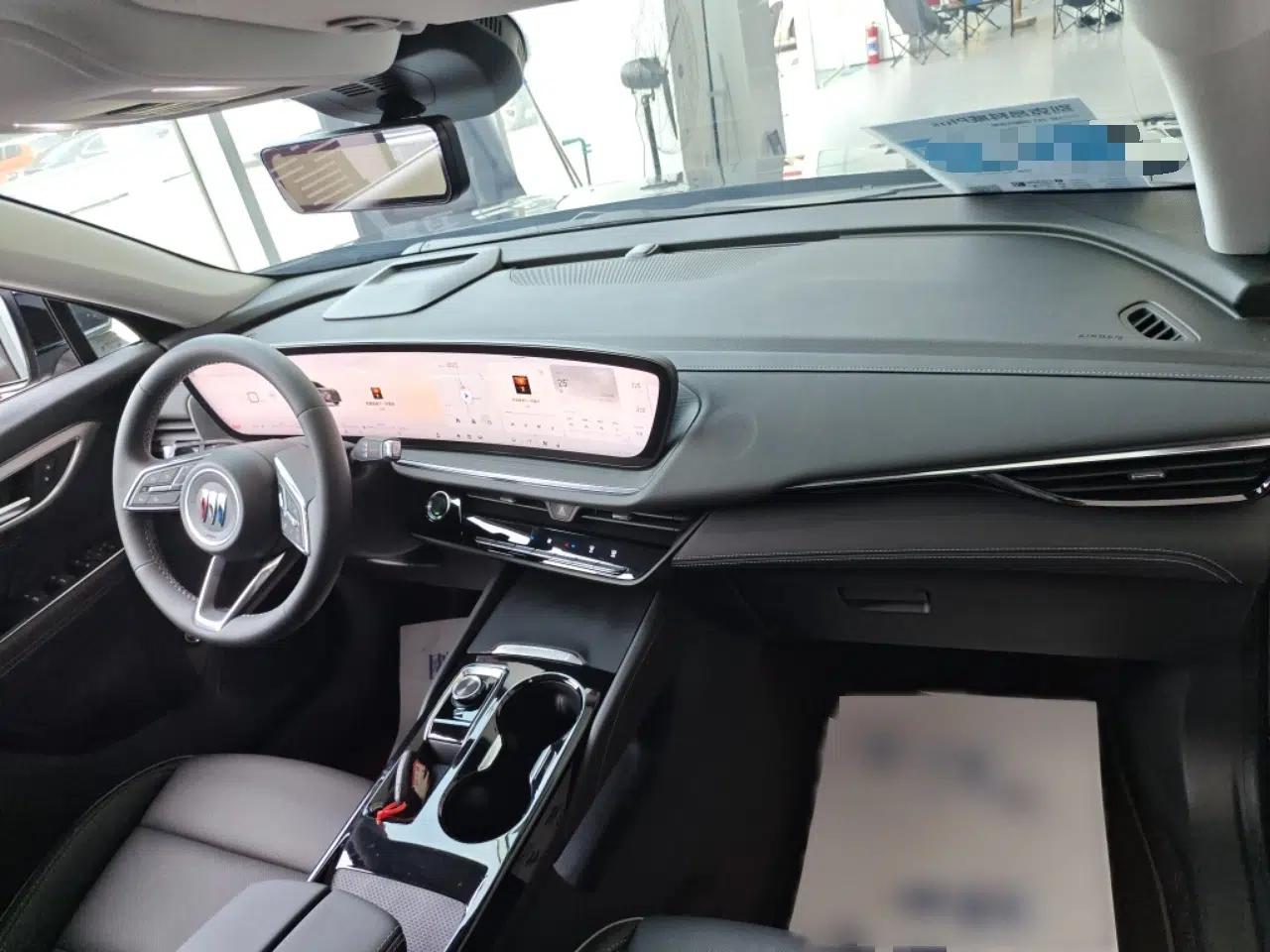 Buick Envision 2025 Encore Plus 28T All-Wheel-Drive Platinum Edition — миниатюра 9