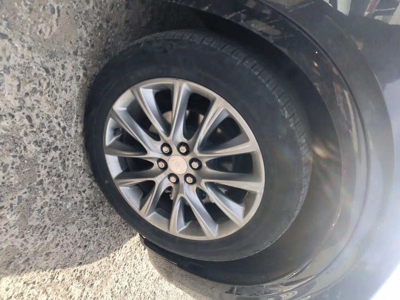 Buick Enclave 2022 652T Four-Wheel Drive Prestige 7-Seater — миниатюра 8