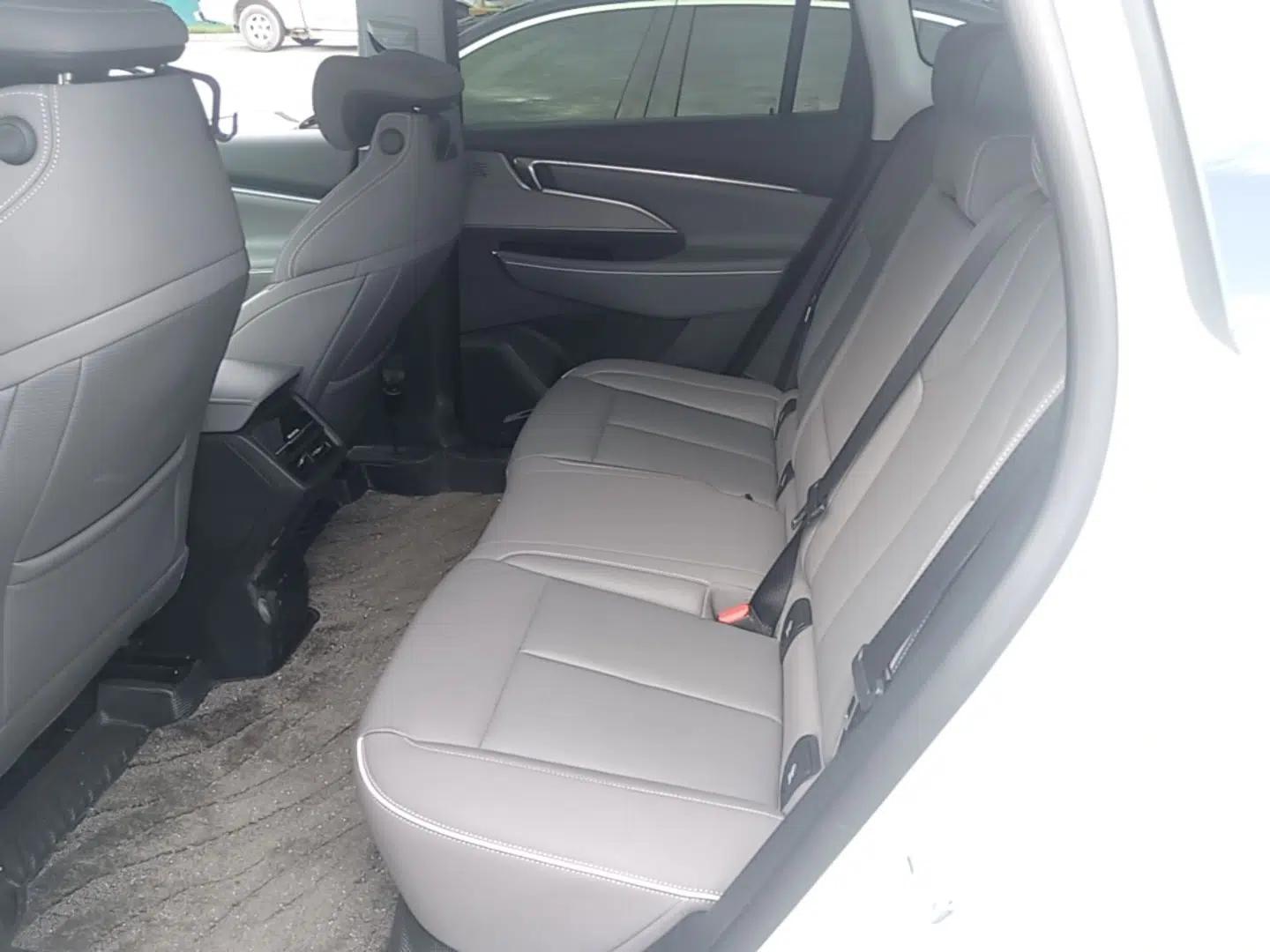 Buick E5 2025 Model 545KM Smart Enjoyment Edition — миниатюра 19