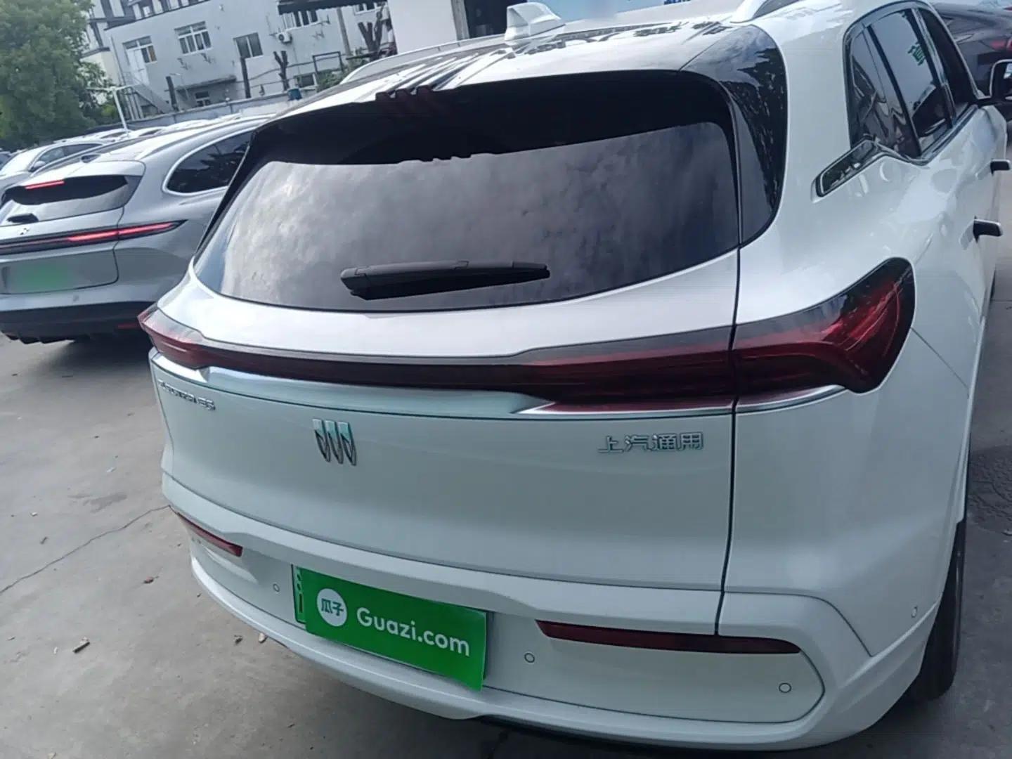 Buick E5 2025 Model 545KM Smart Enjoyment Edition — миниатюра 3
