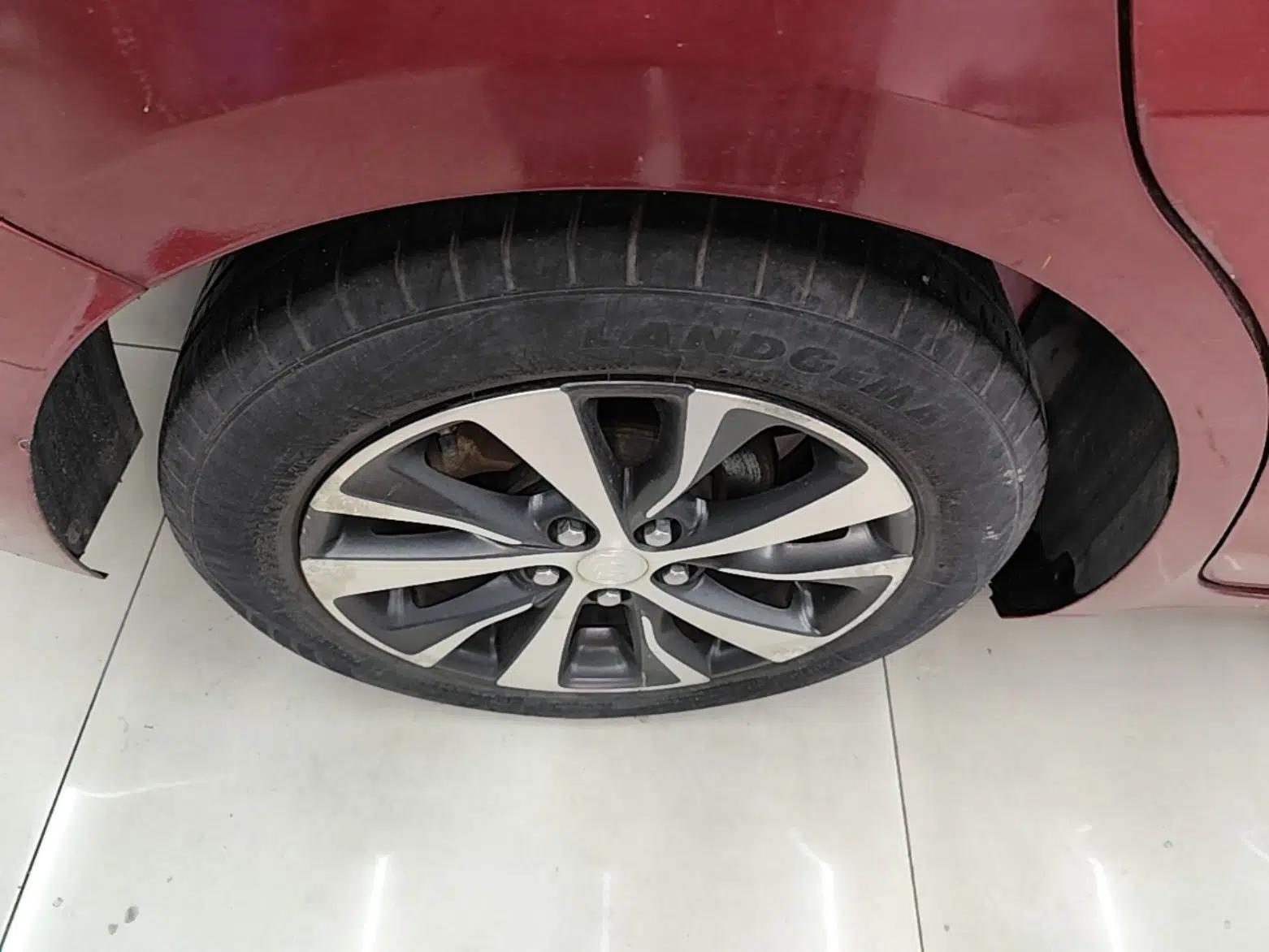 Buick Excelle GX 2018 18T Automatic Elite Model — миниатюра 10