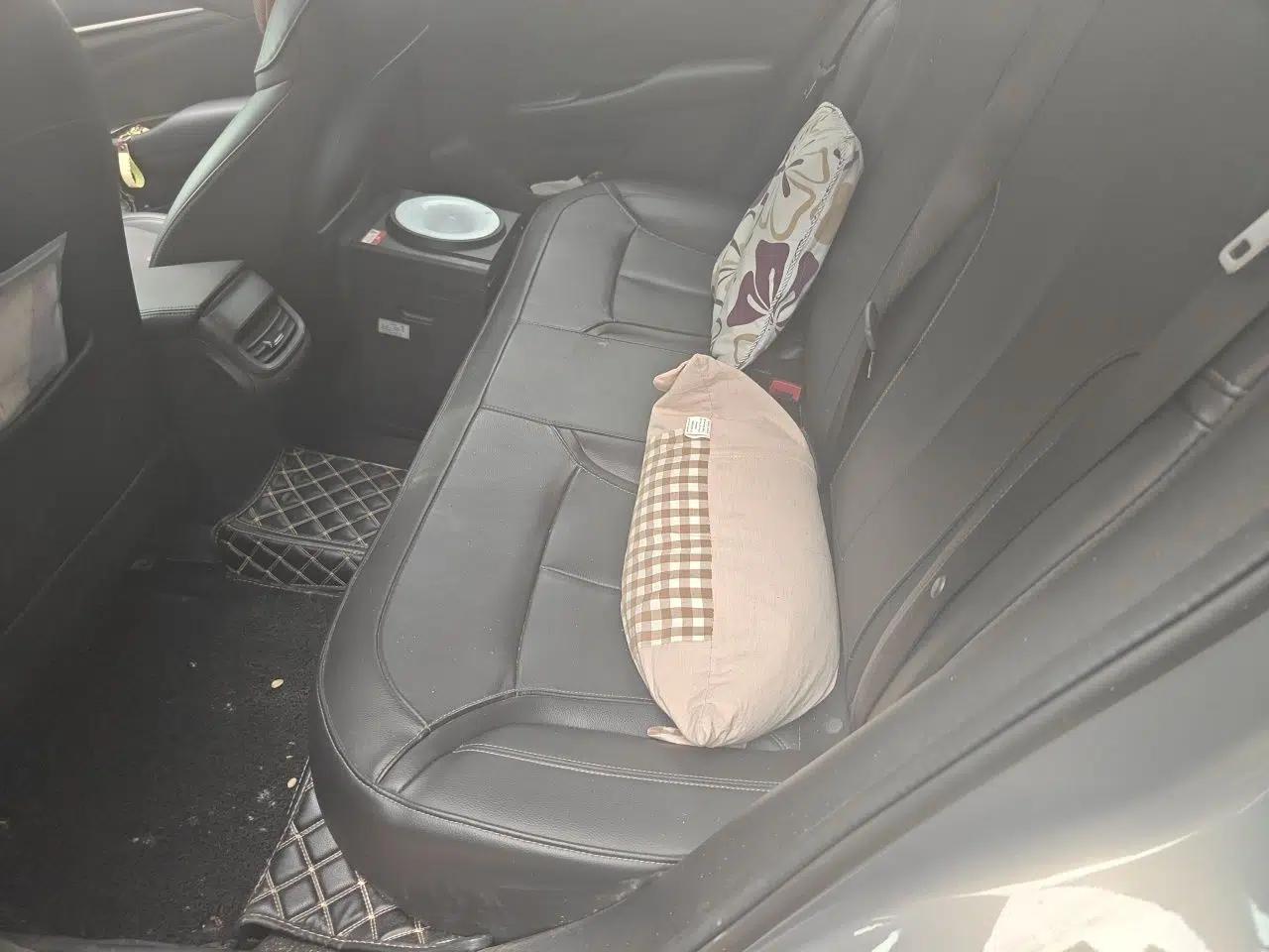 Buick Excelle GX 2018 18T Automatic Elite Model — миниатюра 18