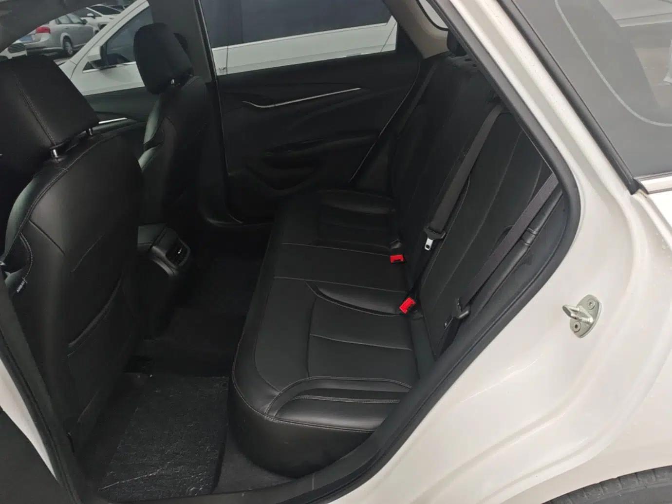 Buick Excelle GX 2019 18T Automatic Connected Elite Model China VI Standard — миниатюра 20