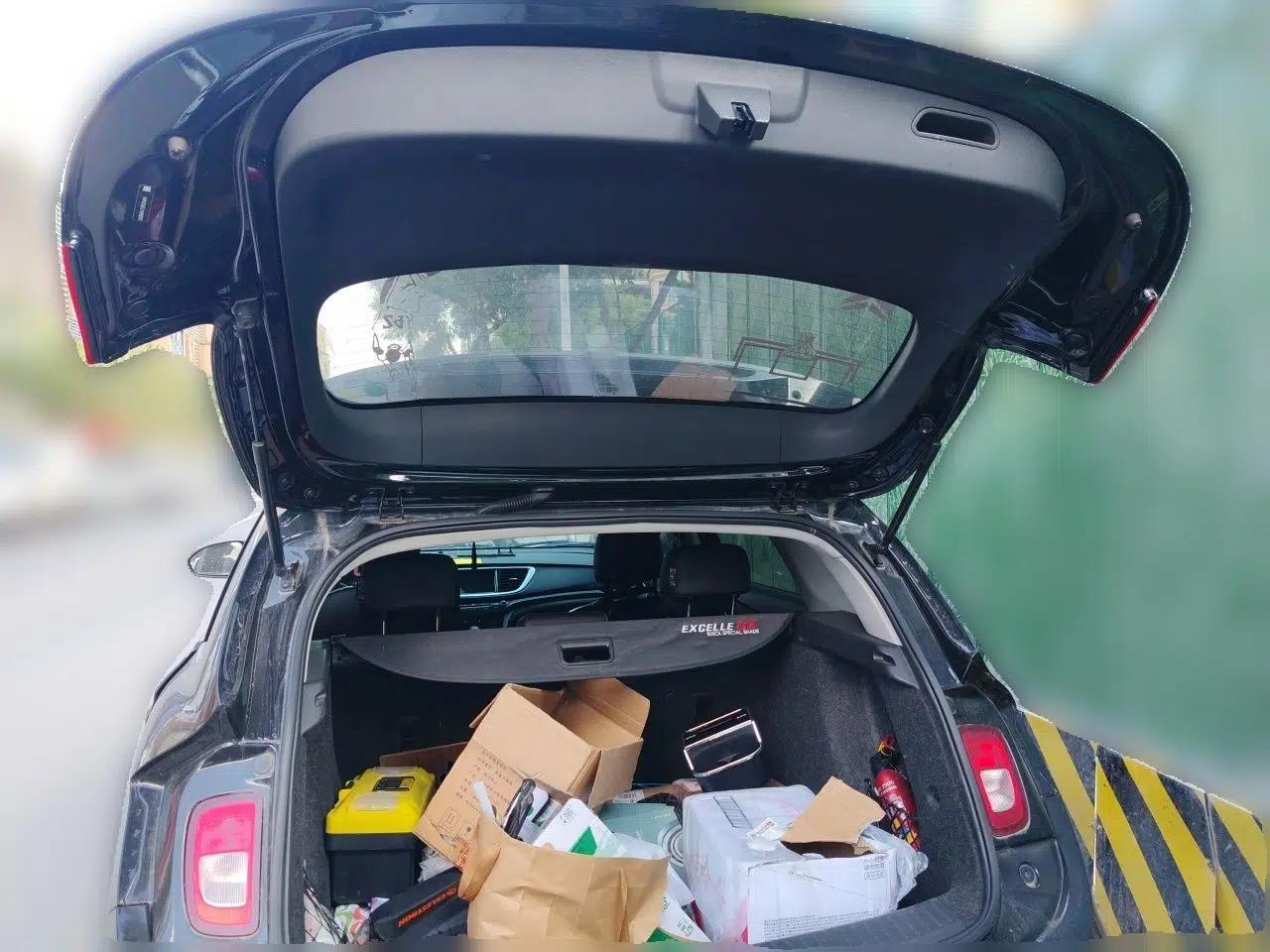 Buick Excelle GX 2018 18T Automatic Elite Model — миниатюра 20