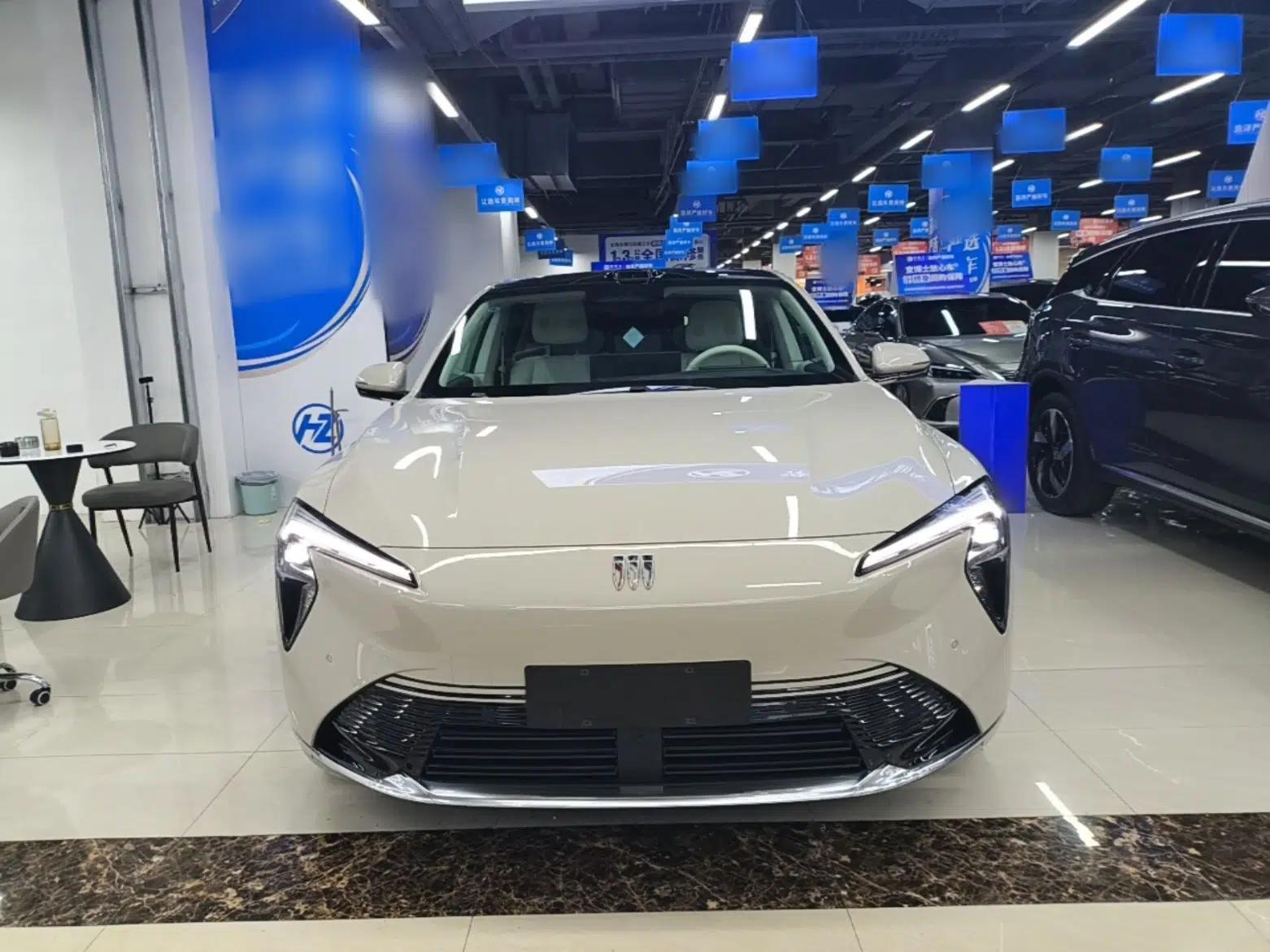 Buick L7 2025 Model Aivia — миниатюра 2