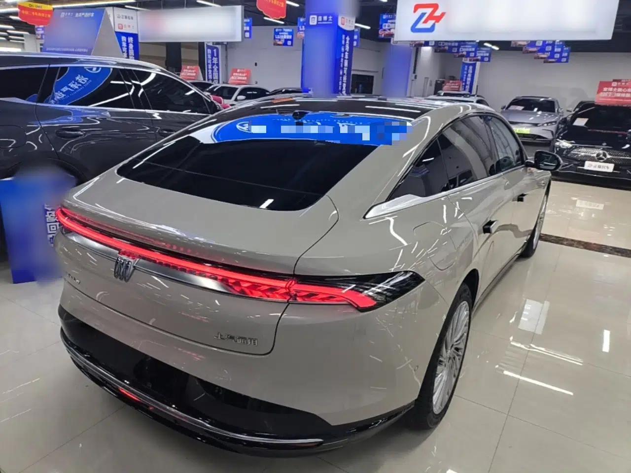 Buick L7 2025 Model Aivia — миниатюра 4