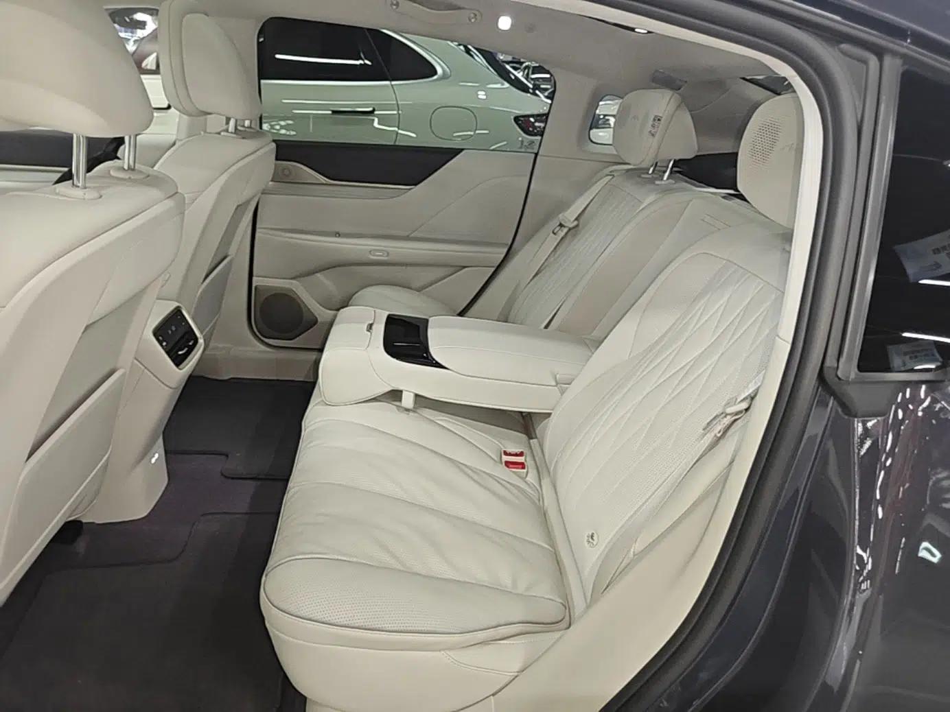 Buick L7 2025 Model Aivia — миниатюра 20