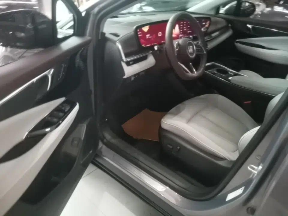 Buick E4 2023 Deluxe Edition — миниатюра 19