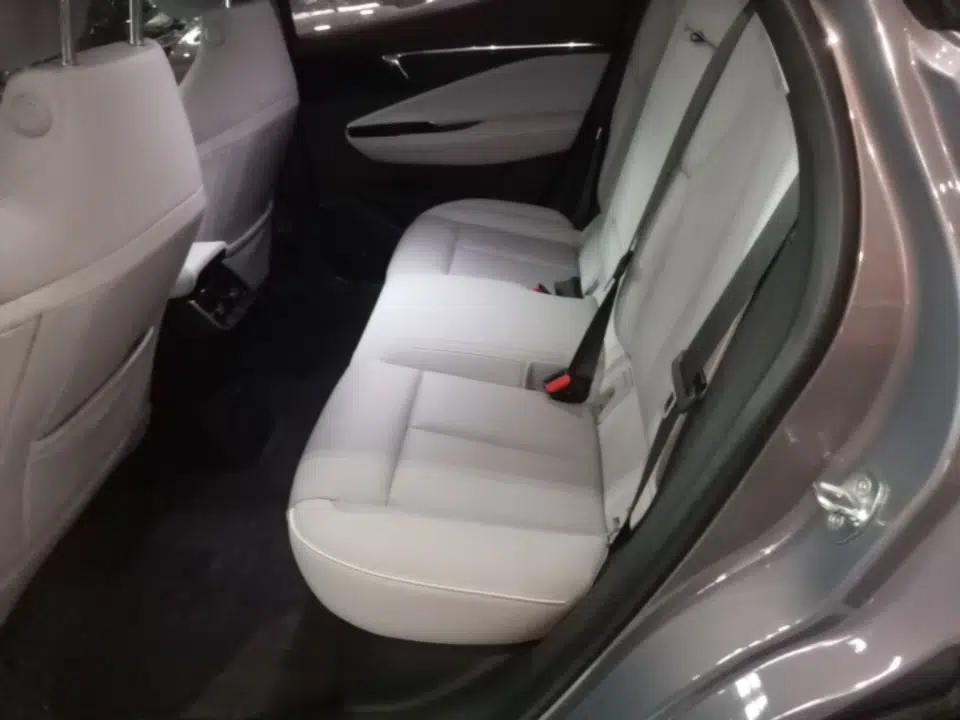 Buick E4 2023 Deluxe Edition — миниатюра 20