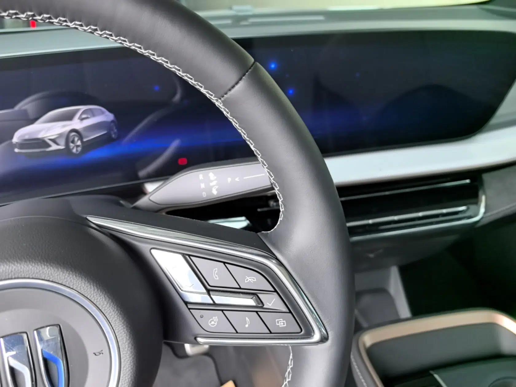 Buick E4 2023 GS Edition — миниатюра 13