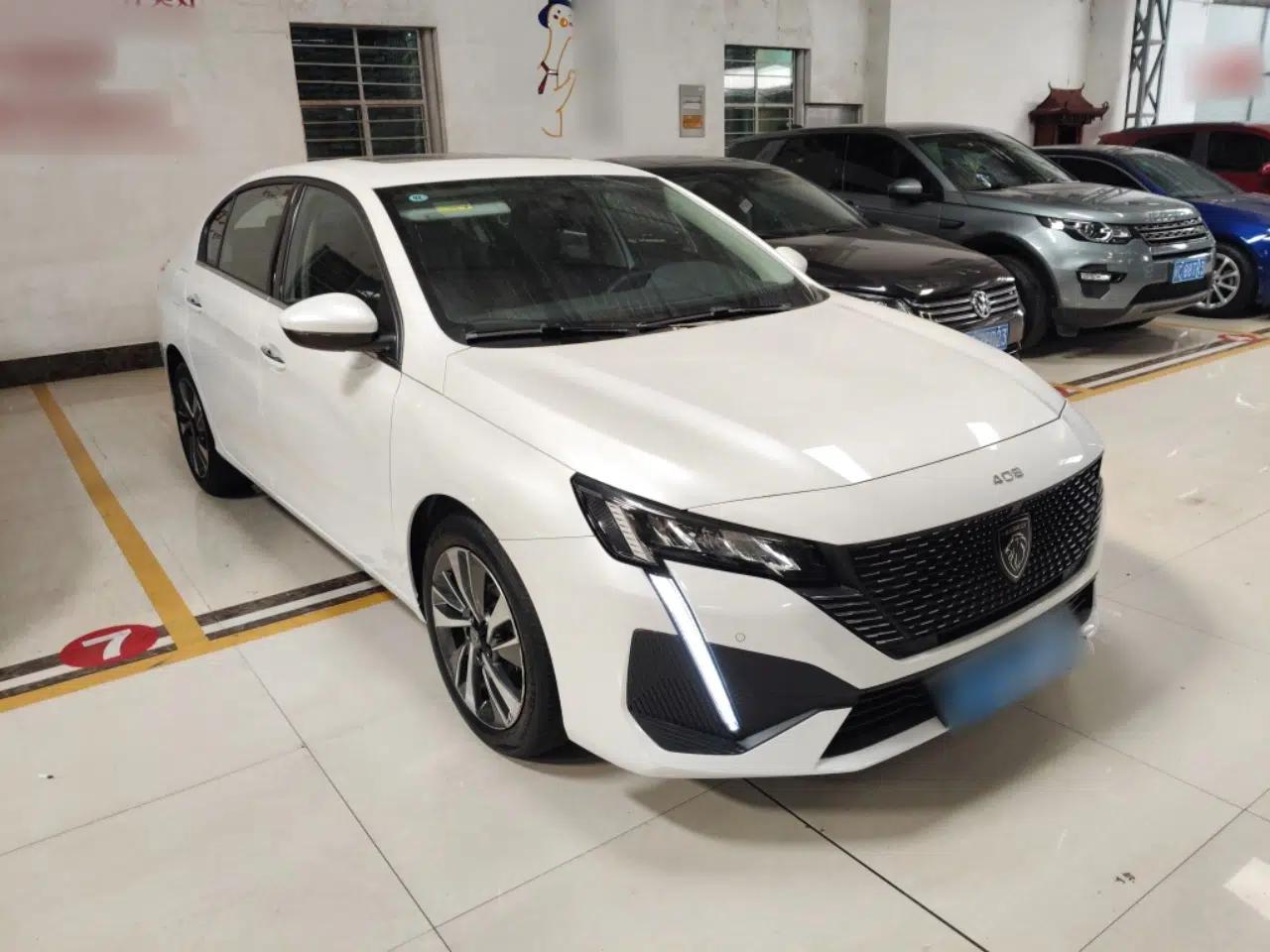 Peugeot 408 2022 1.6T Light-Chasing Edition — миниатюра 3