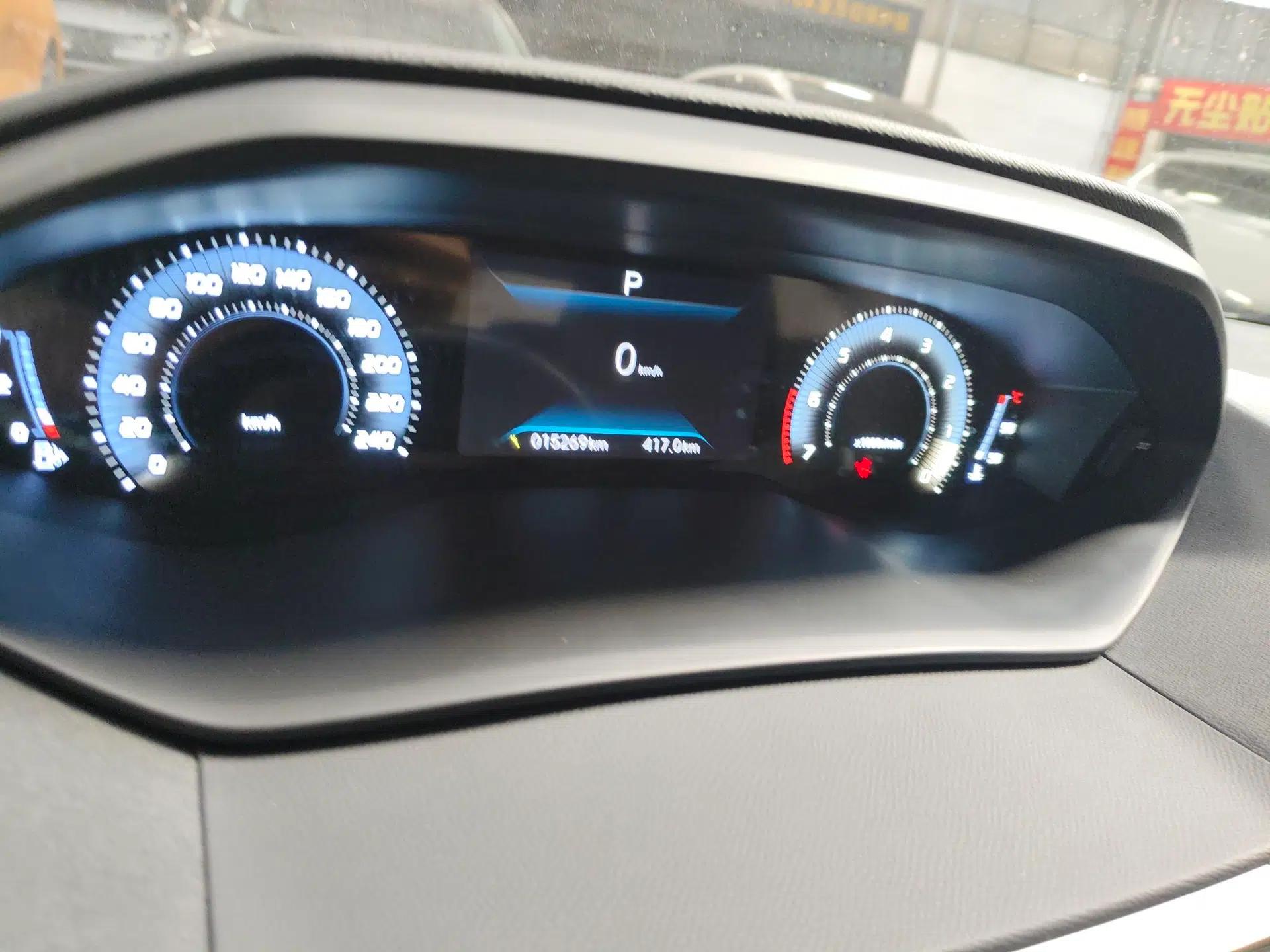 Peugeot 408 2022 1.6T Light-Chasing Edition — миниатюра 9